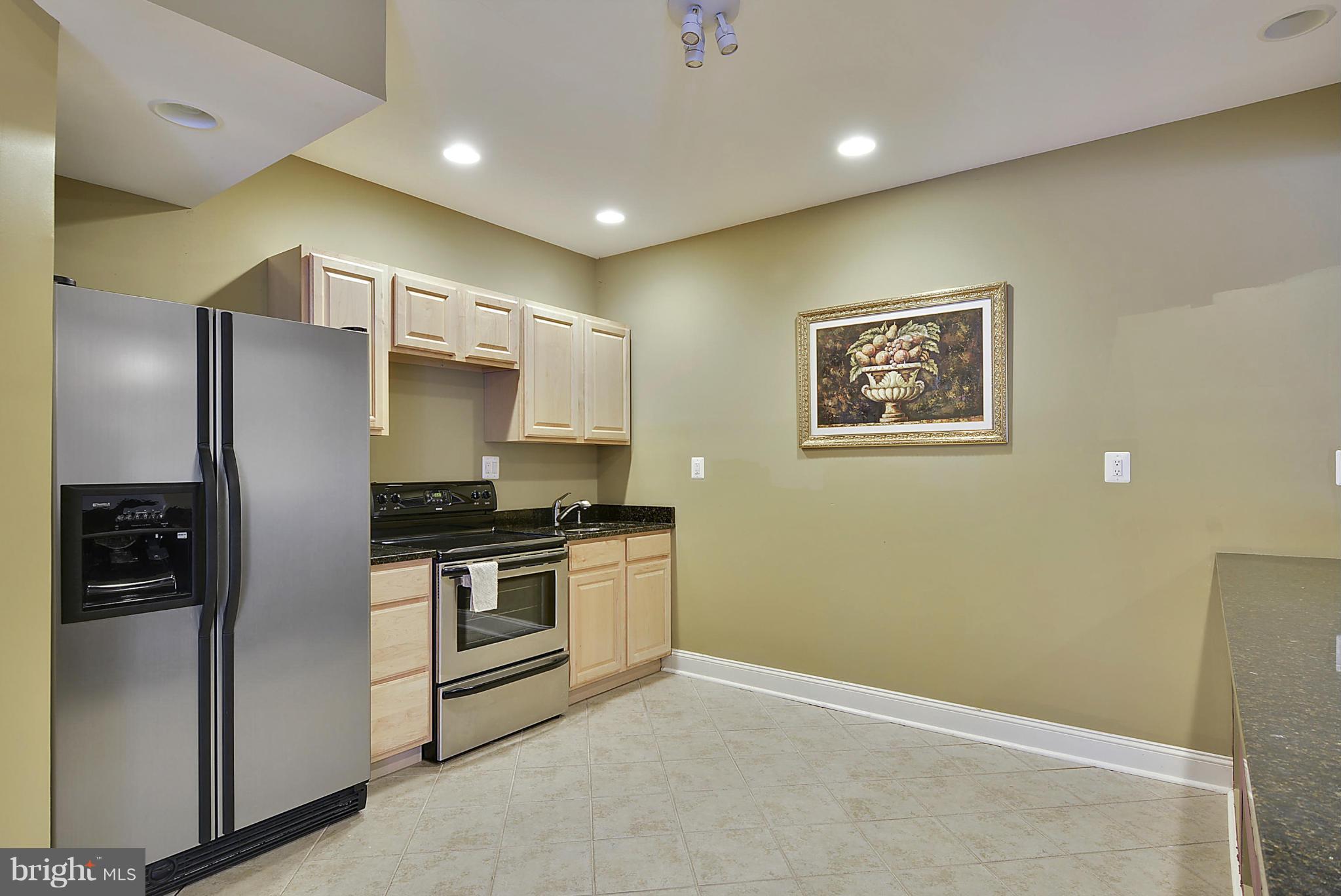 LOUDOUN VALLEY ESTATES - Residential Lease