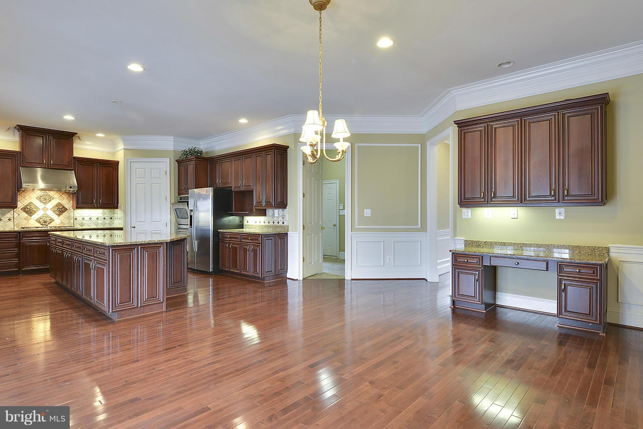 LOUDOUN VALLEY ESTATES - Residential Lease