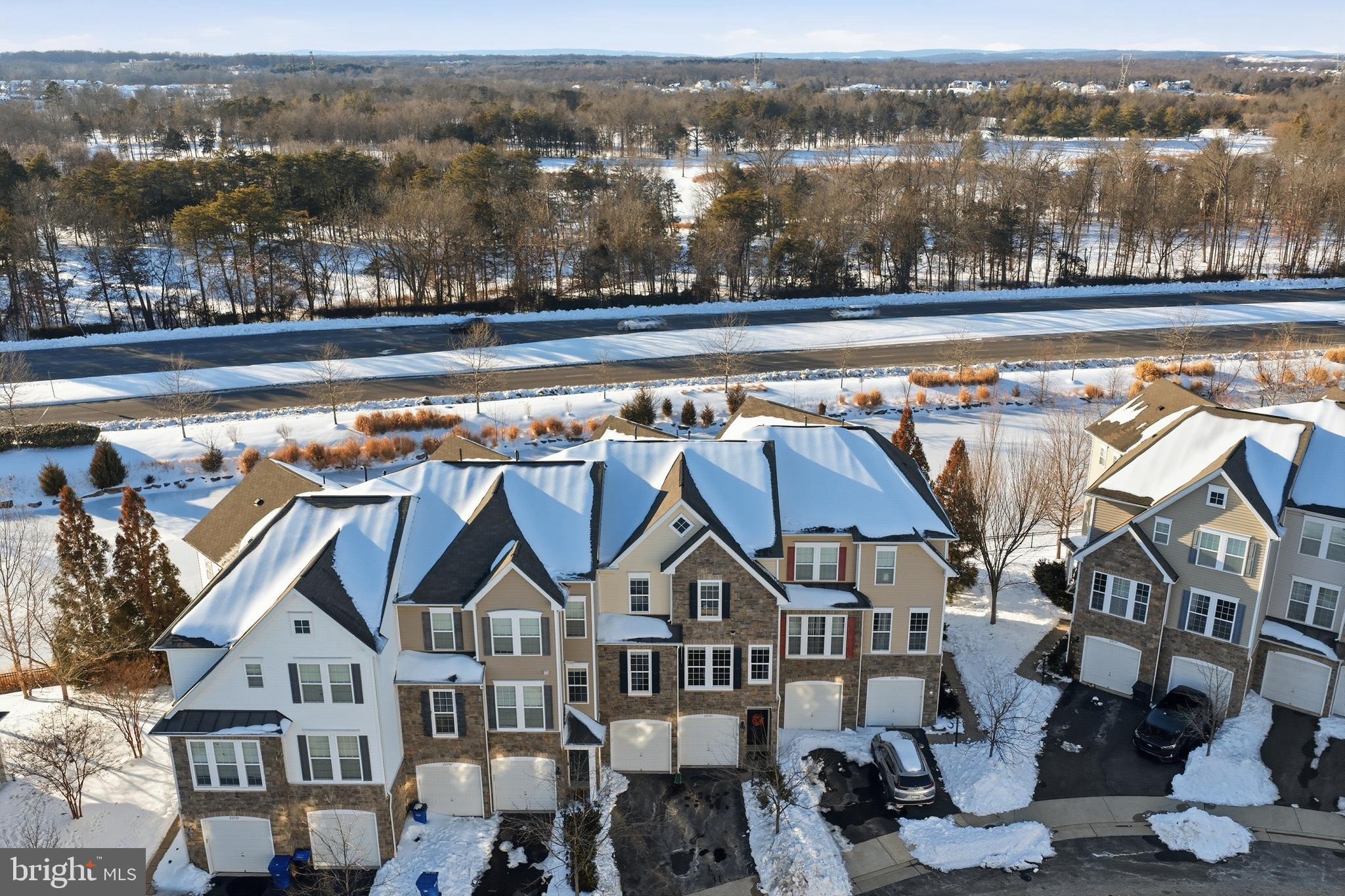 BRAMBLETON OVERLOOK - Residential