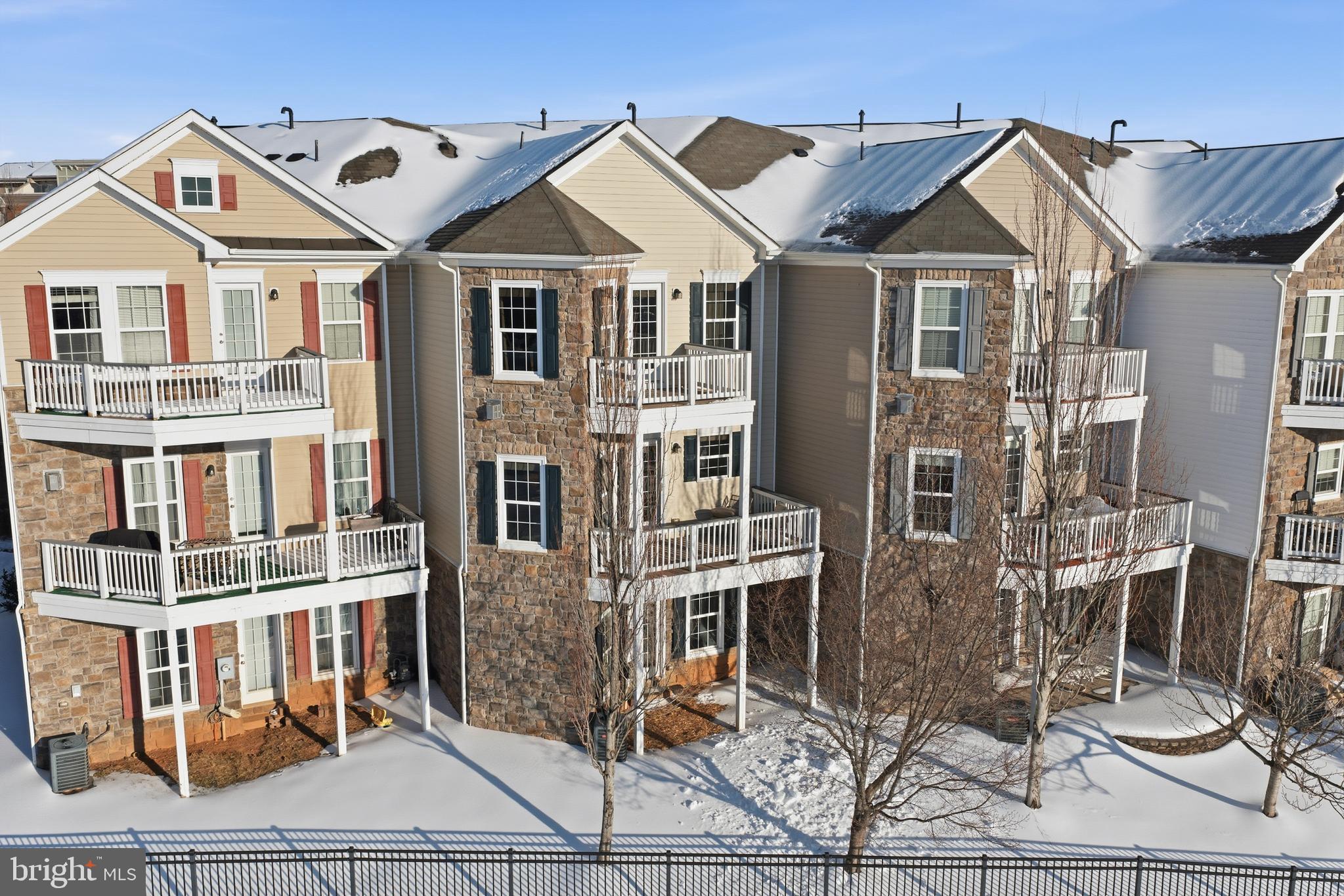 BRAMBLETON OVERLOOK - Residential