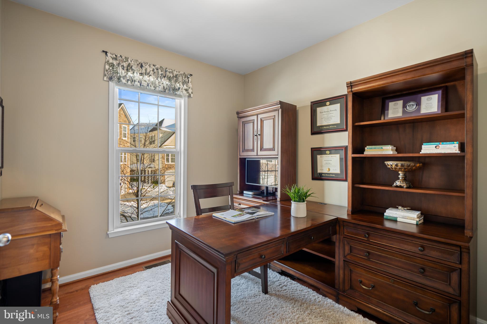 BRAMBLETON OVERLOOK - Residential