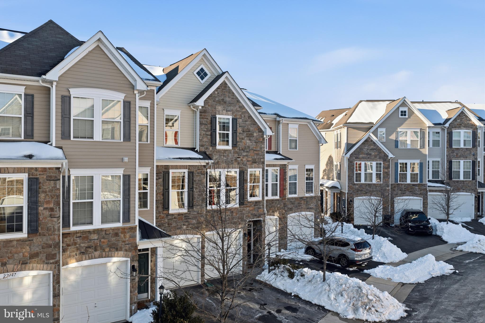 BRAMBLETON OVERLOOK - Residential