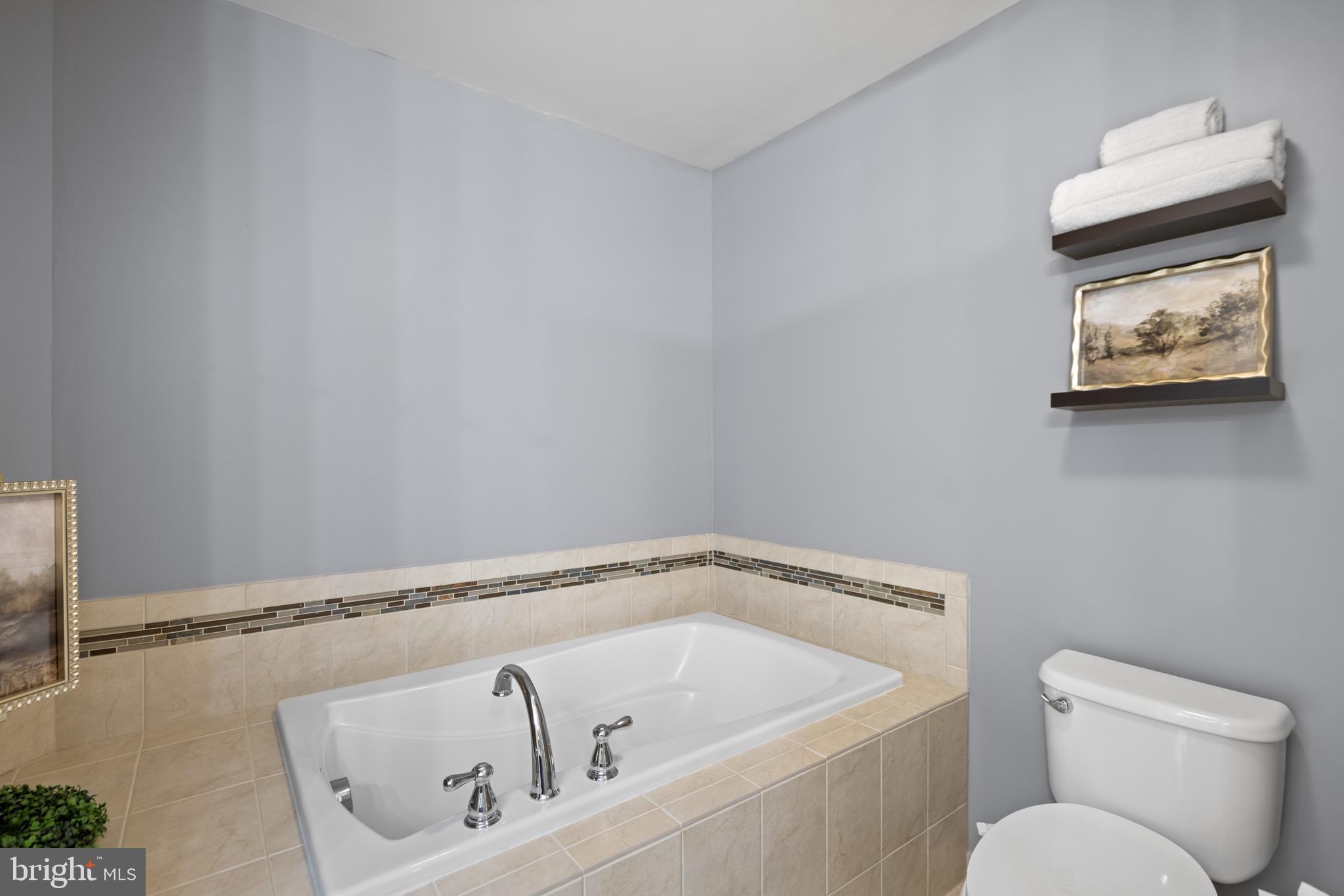 BRAMBLETON OVERLOOK - Residential