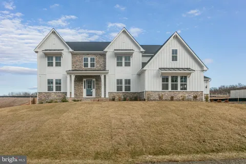 23786 Indigo Bunting Ct, Aldie, VA MLS: VALO2090634