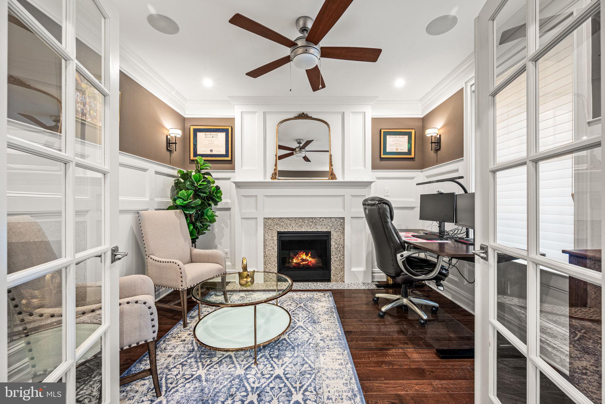 FLOWERS FIELD - Residential