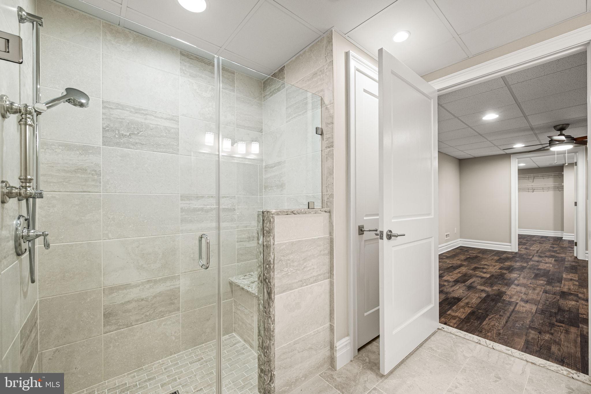 FLOWERS FIELD - Residential