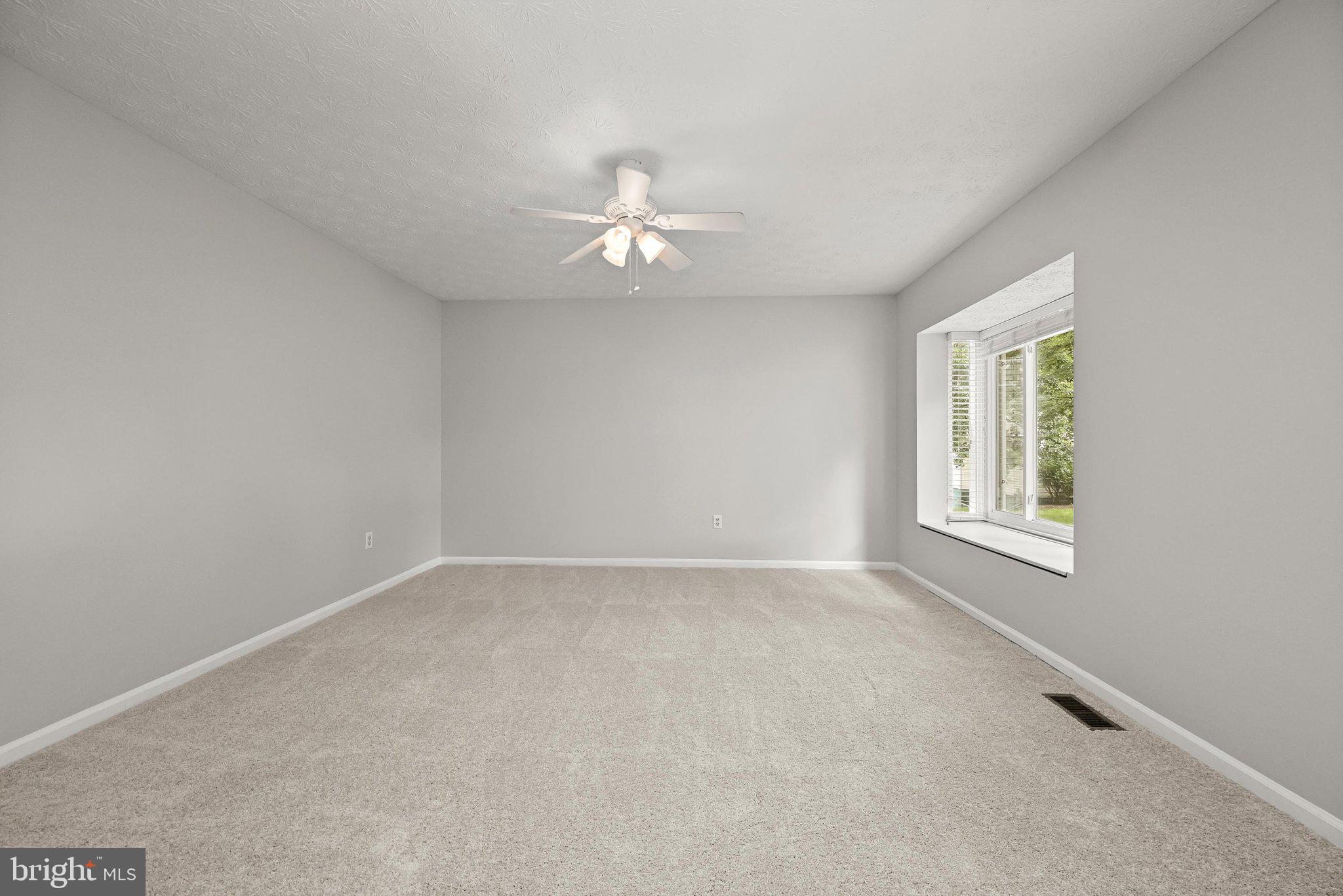 8209 MOSSY STONE COURT