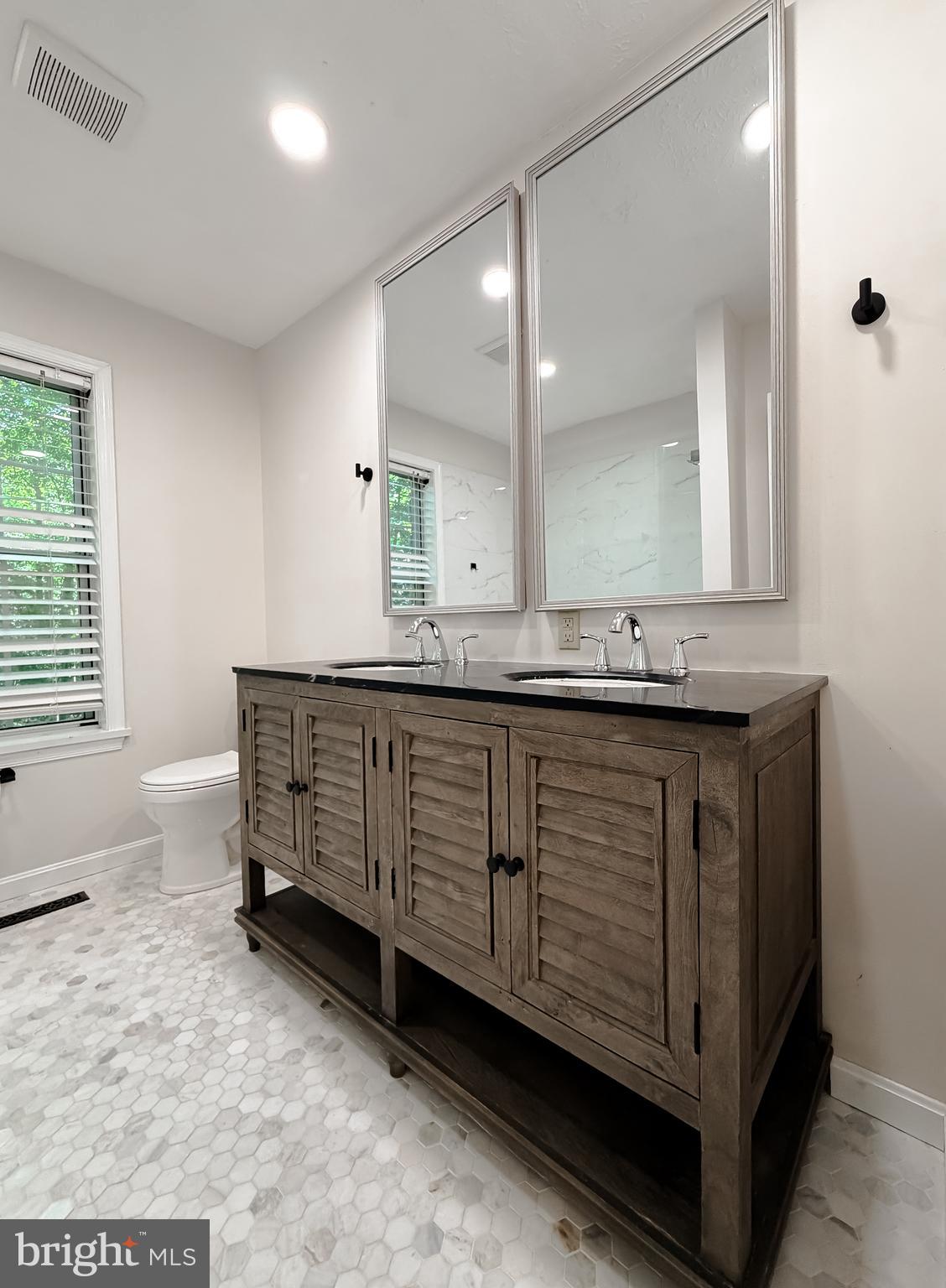 ELM COURT OF WILDEWOOD - Residential