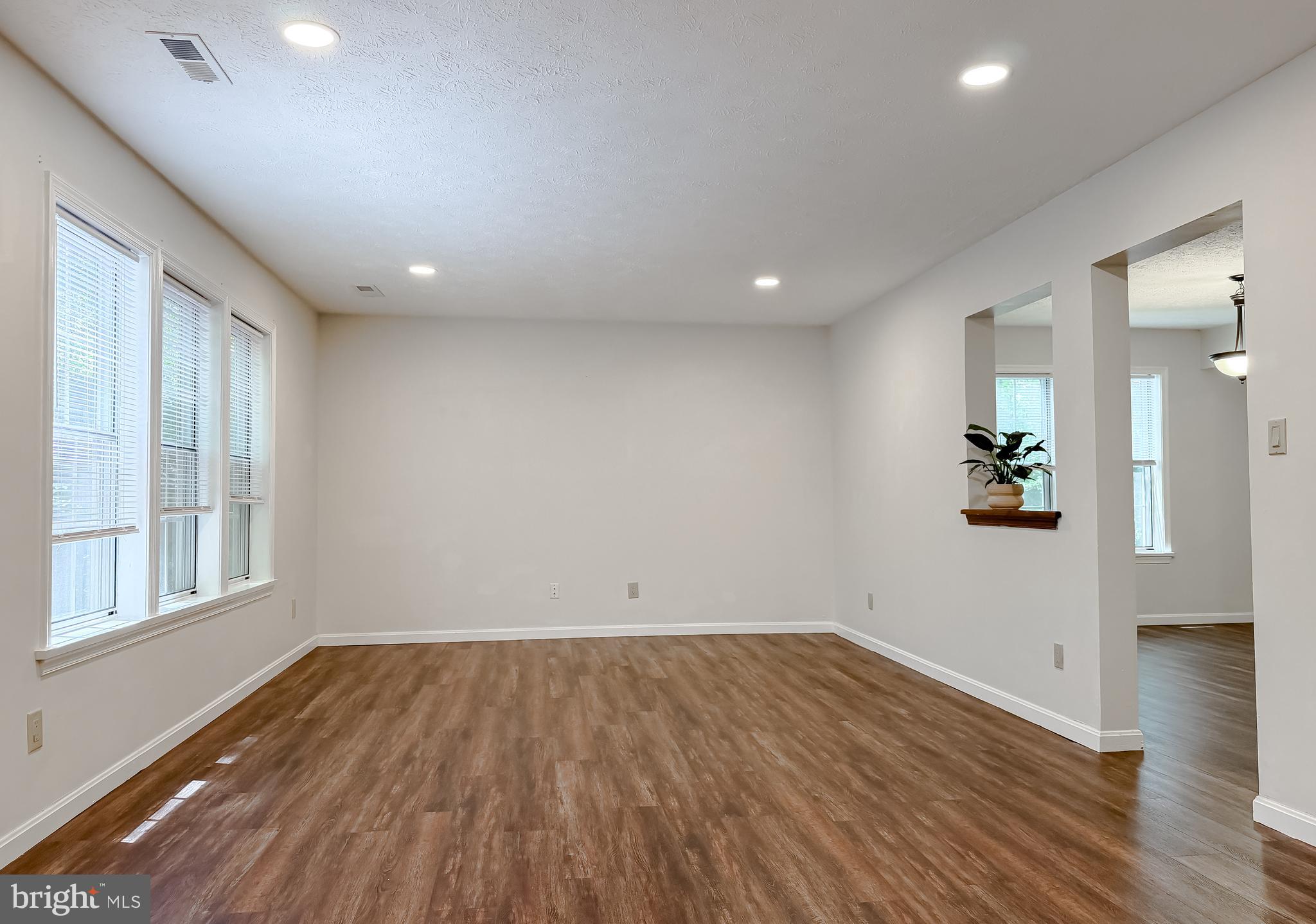 ELM COURT OF WILDEWOOD - Residential