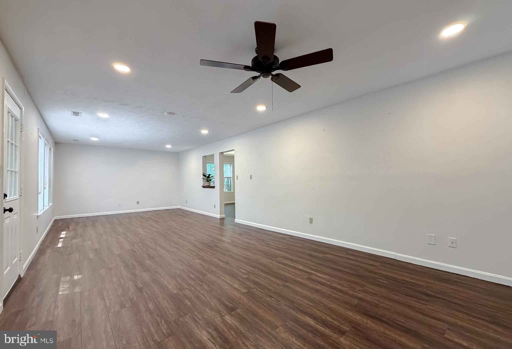 ELM COURT OF WILDEWOOD - Residential