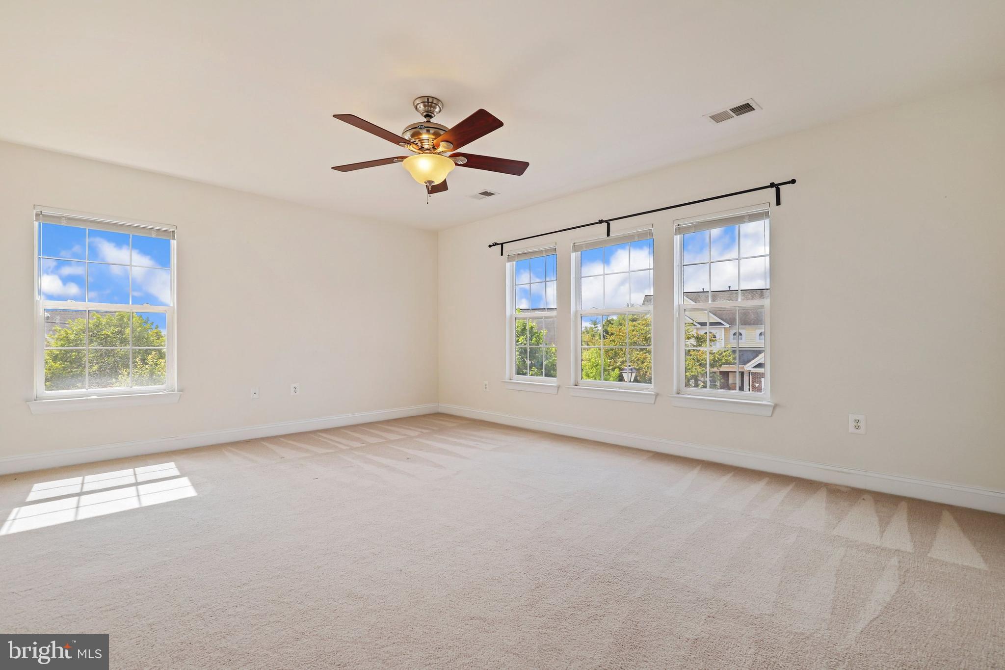 TUSCARORA CREEK - Residential