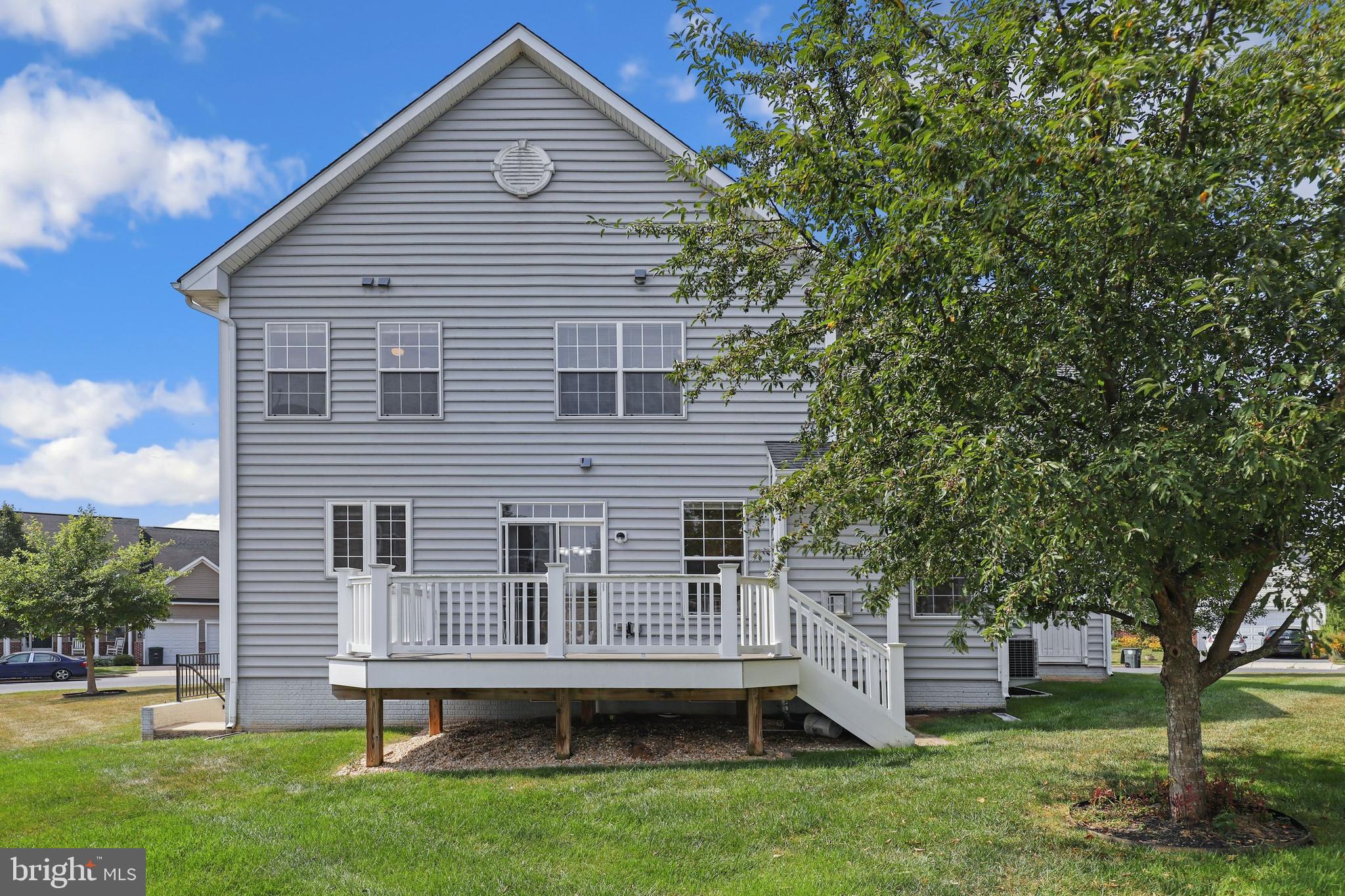 TUSCARORA CREEK - Residential