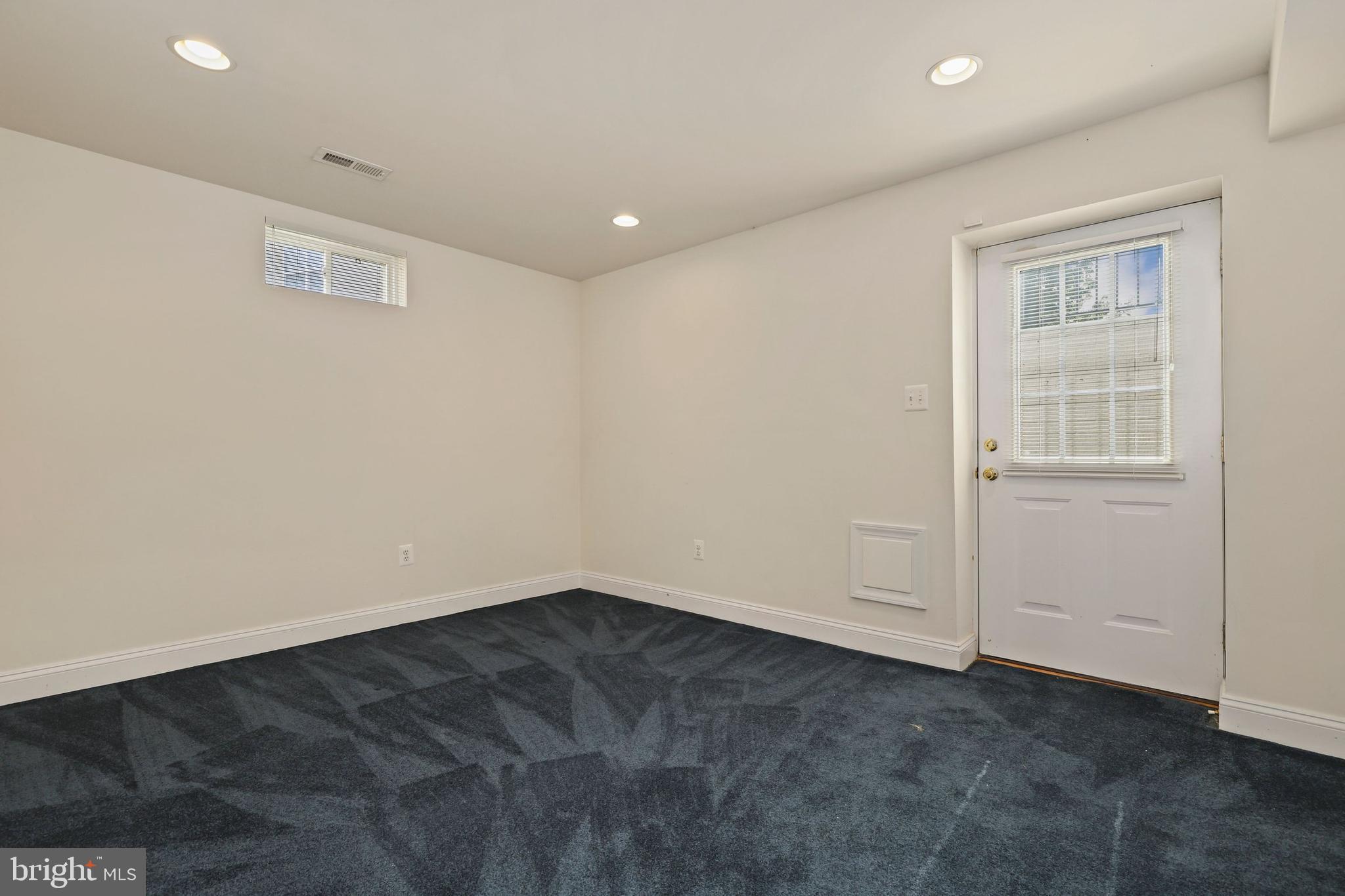 TUSCARORA CREEK - Residential