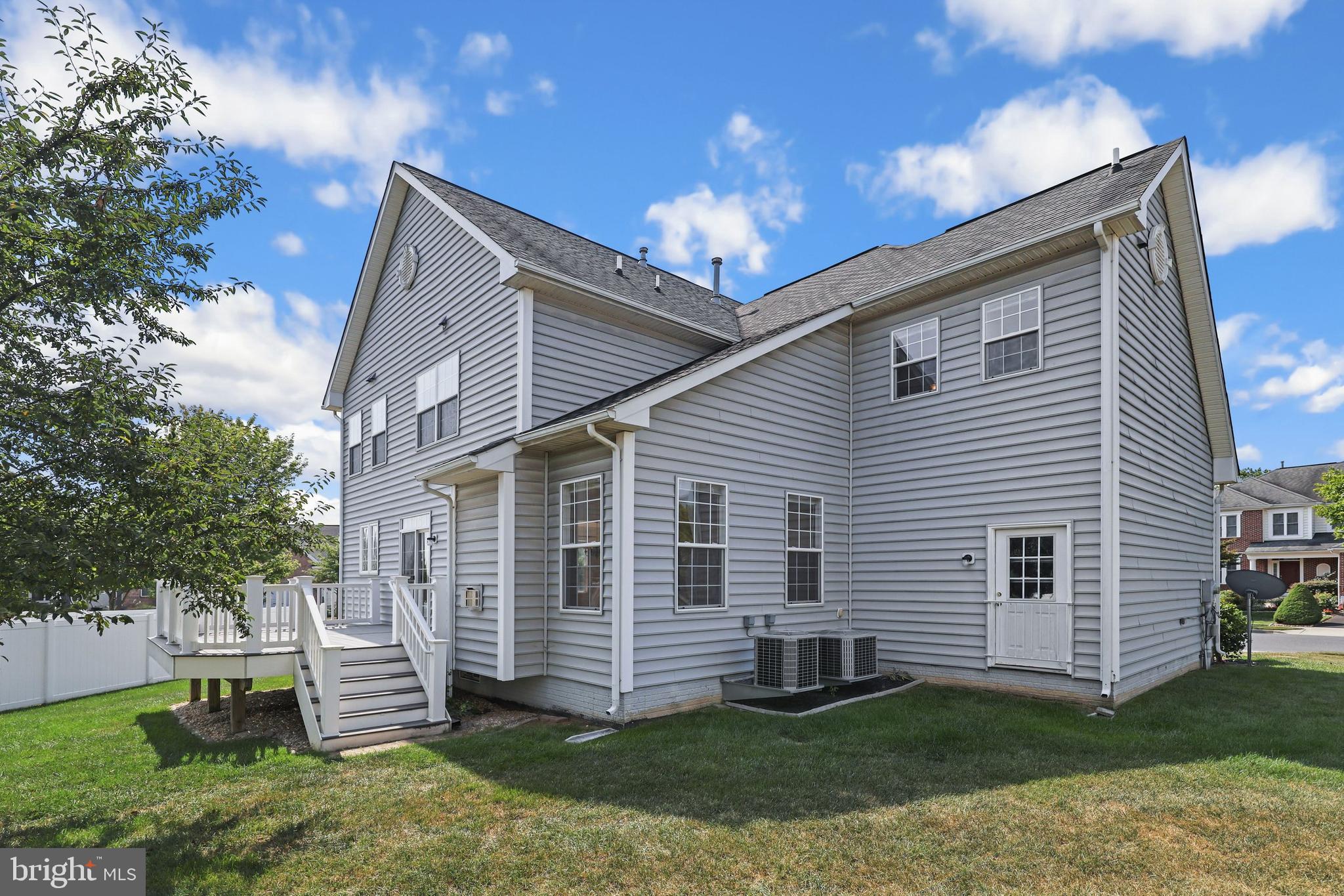 TUSCARORA CREEK - Residential