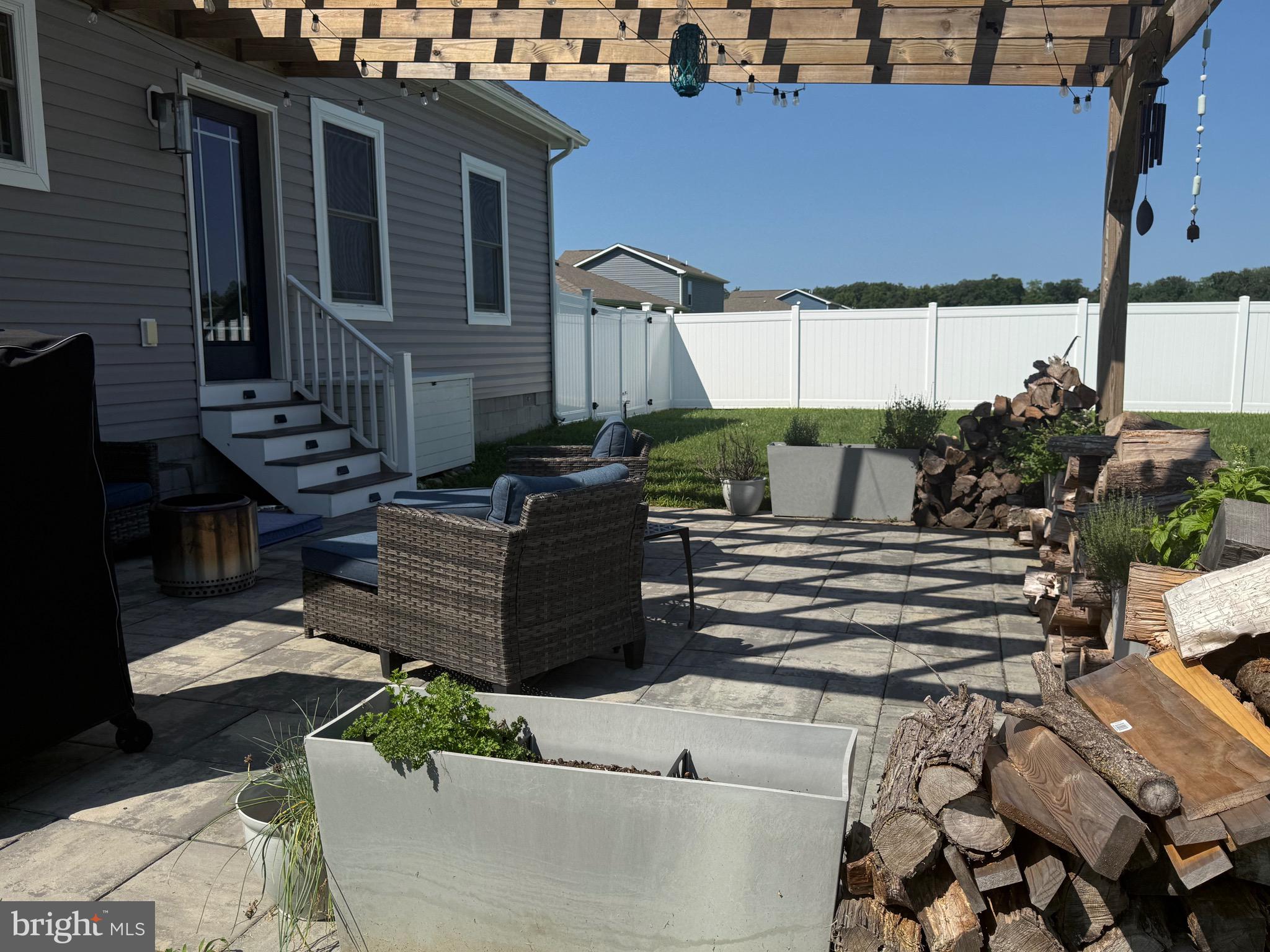 SOMERSET LANDING - Residential