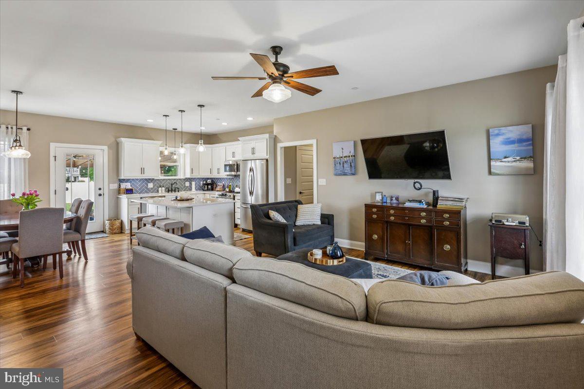 SOMERSET LANDING - Residential