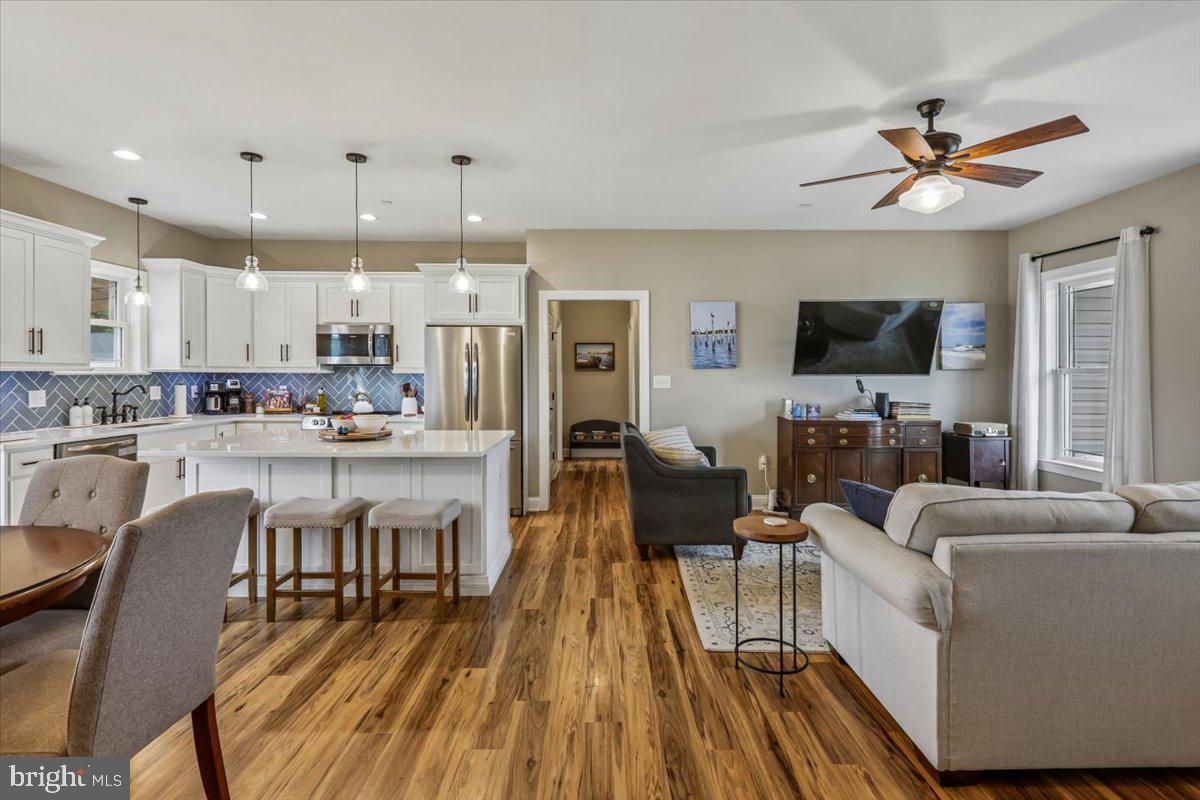 SOMERSET LANDING - Residential