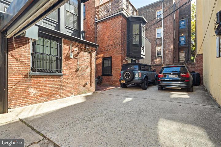 WASHINGTON SQ WEST - Residential