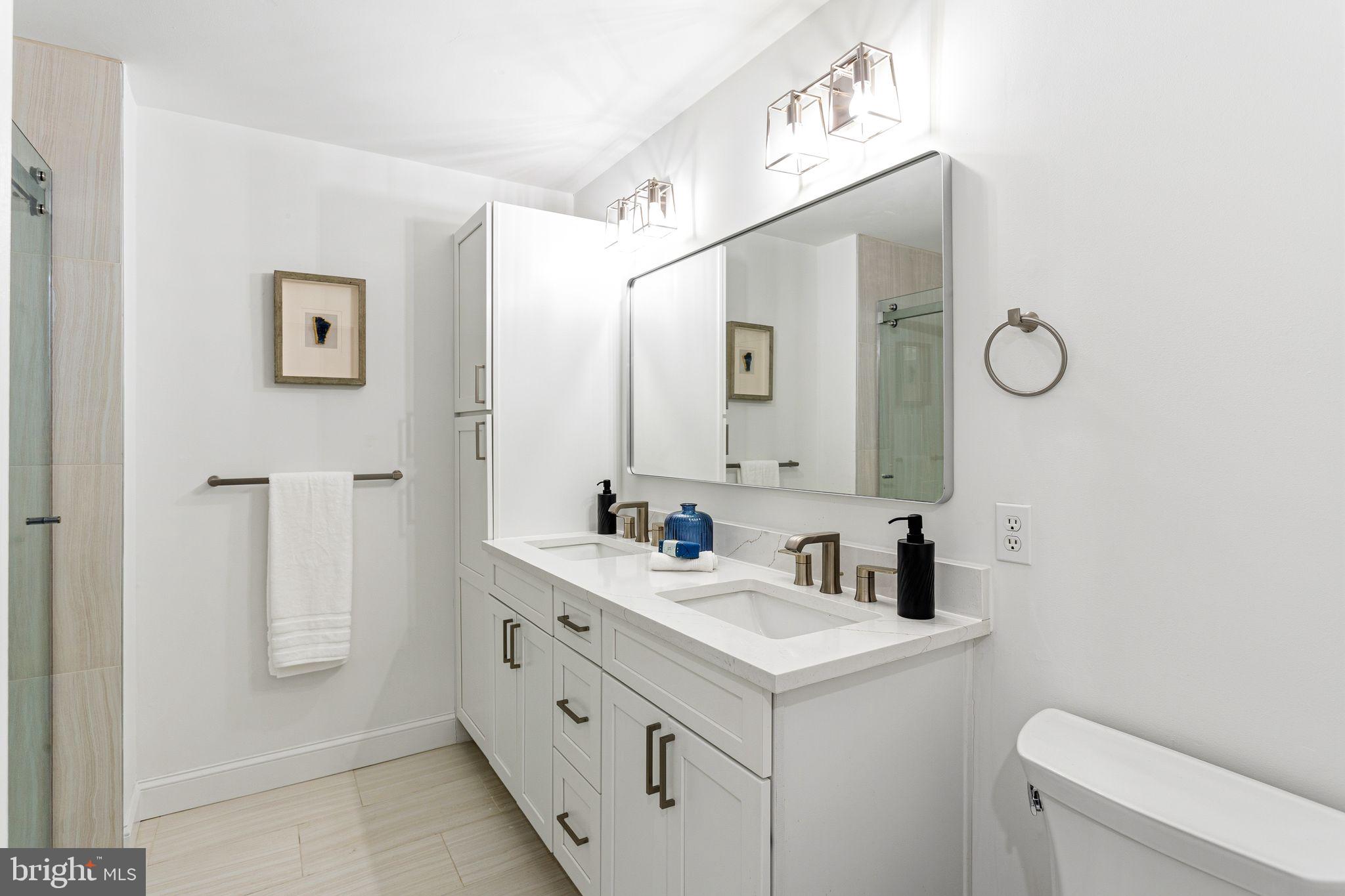 WASHINGTON SQ WEST - Residential