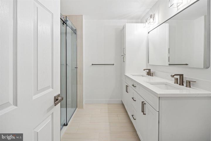 WASHINGTON SQ WEST - Residential