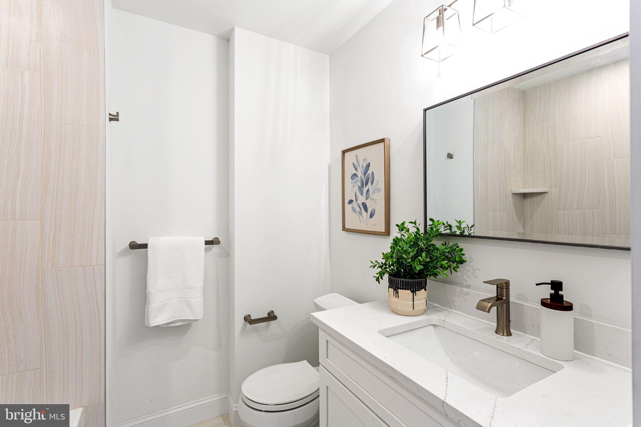 WASHINGTON SQ WEST - Residential