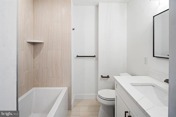 WASHINGTON SQ WEST - Residential