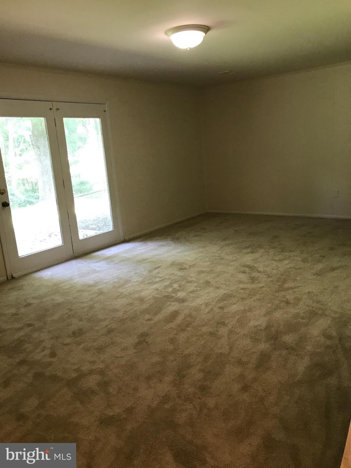 LAKE RIDGE - Residential Lease