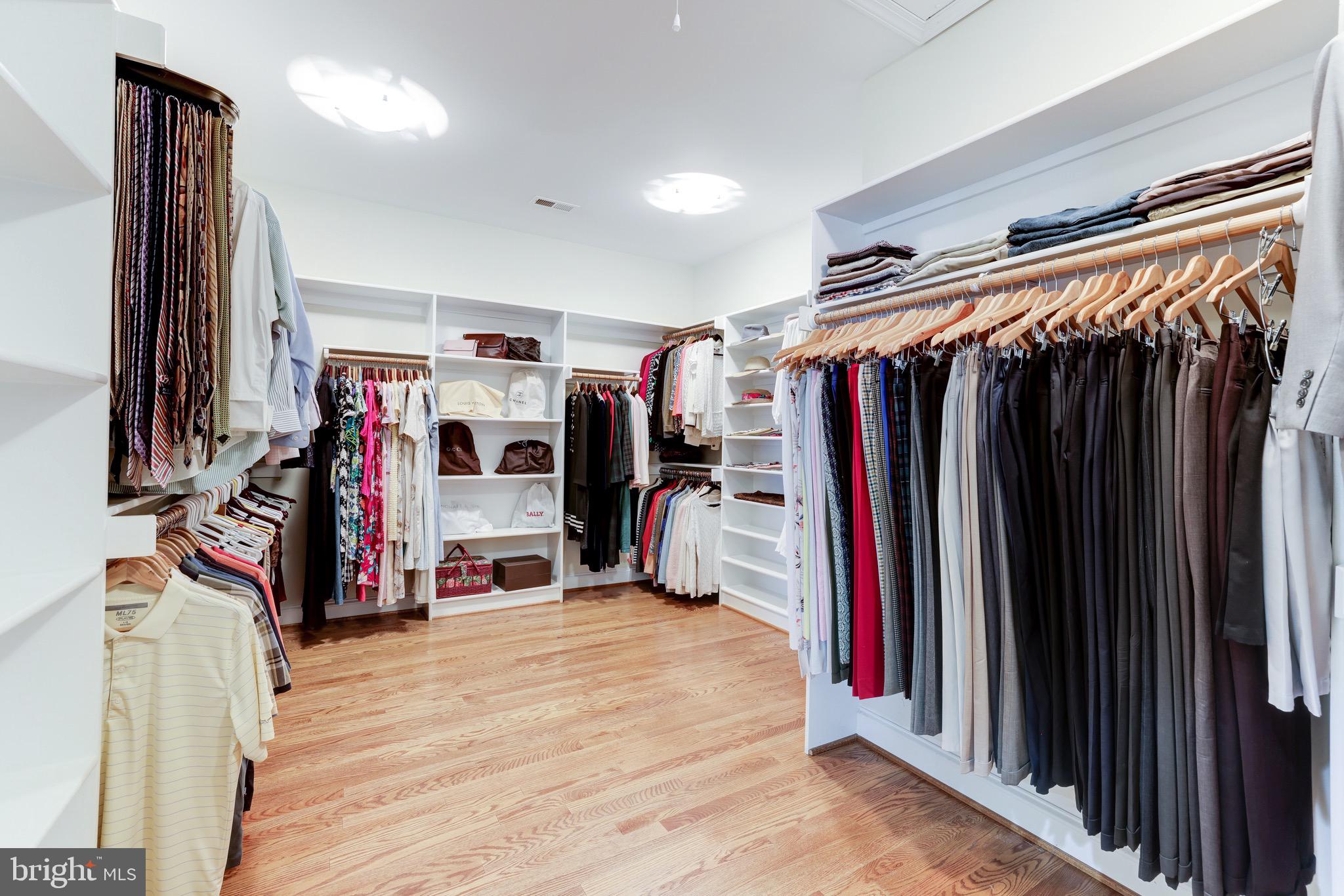 OLD DOMINION GARDENS - Residential