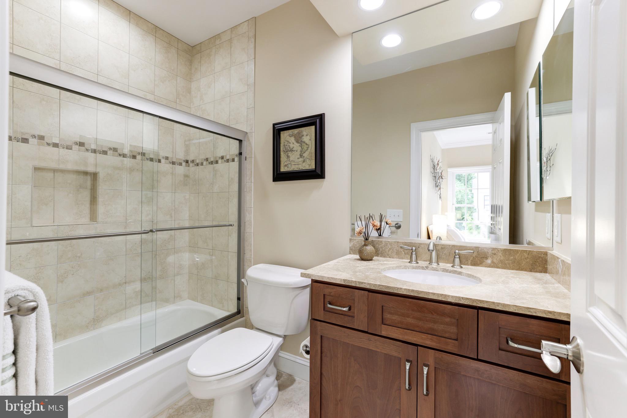 OLD DOMINION GARDENS - Residential