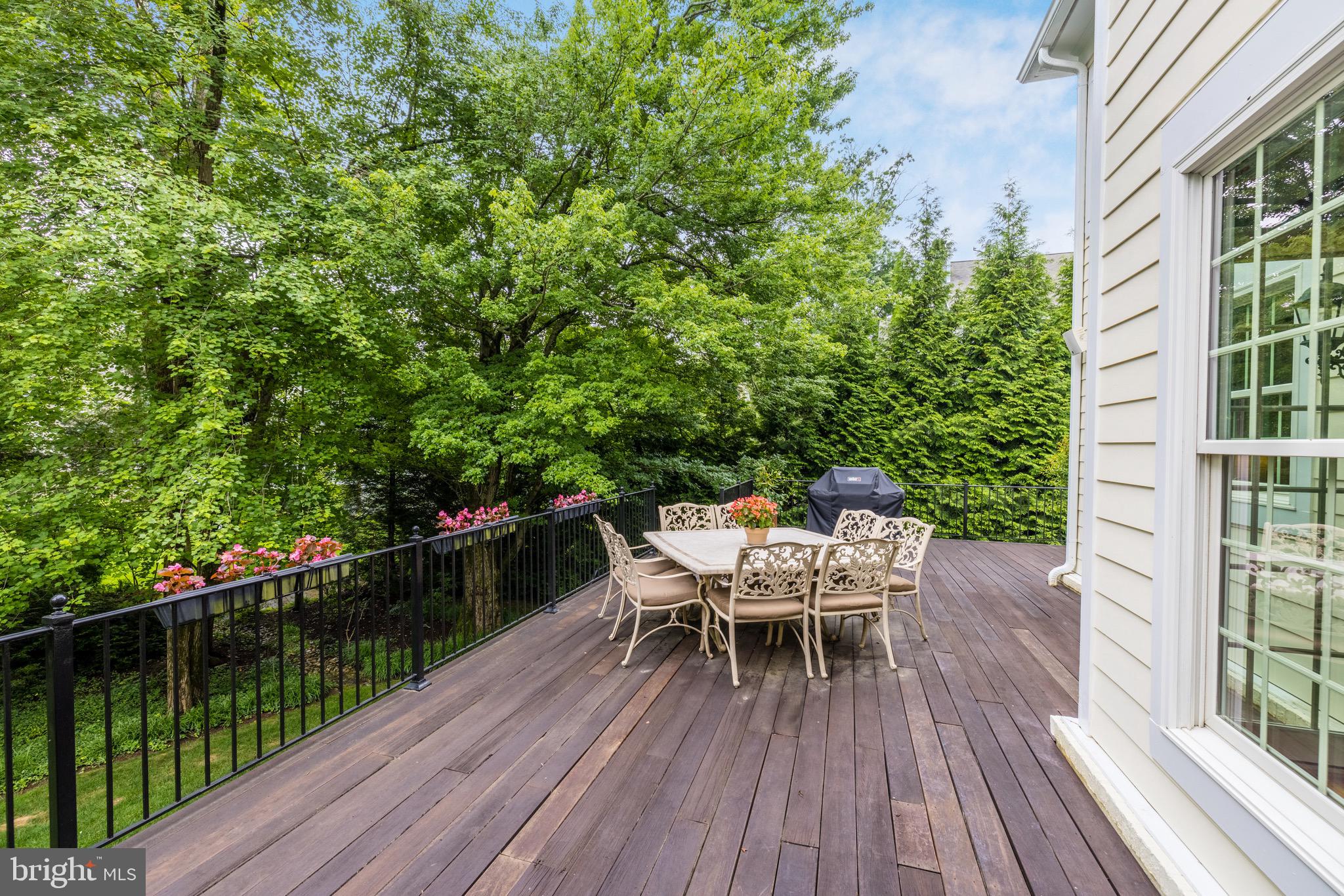 OLD DOMINION GARDENS - Residential