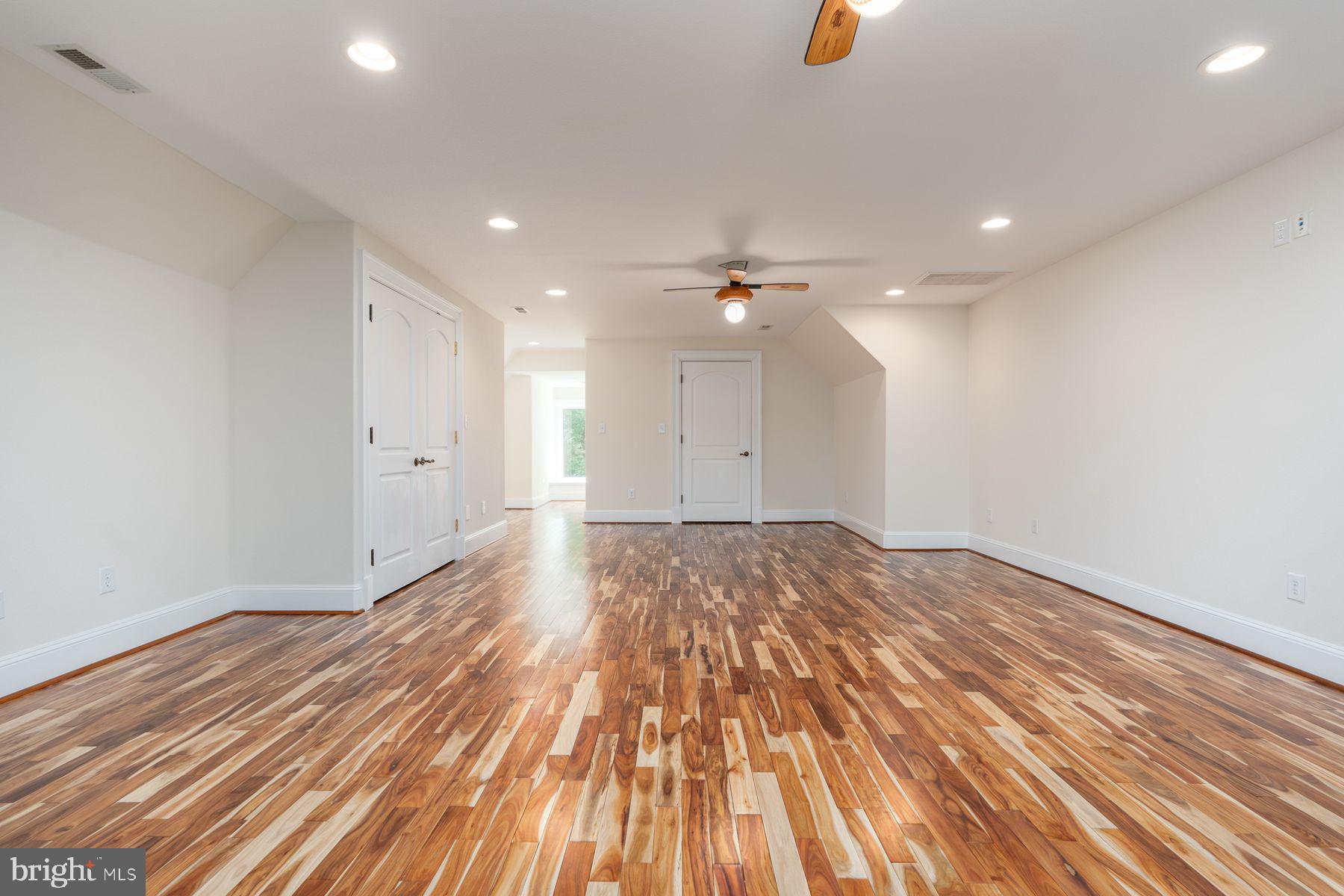 PARSONS RIDGE - Residential