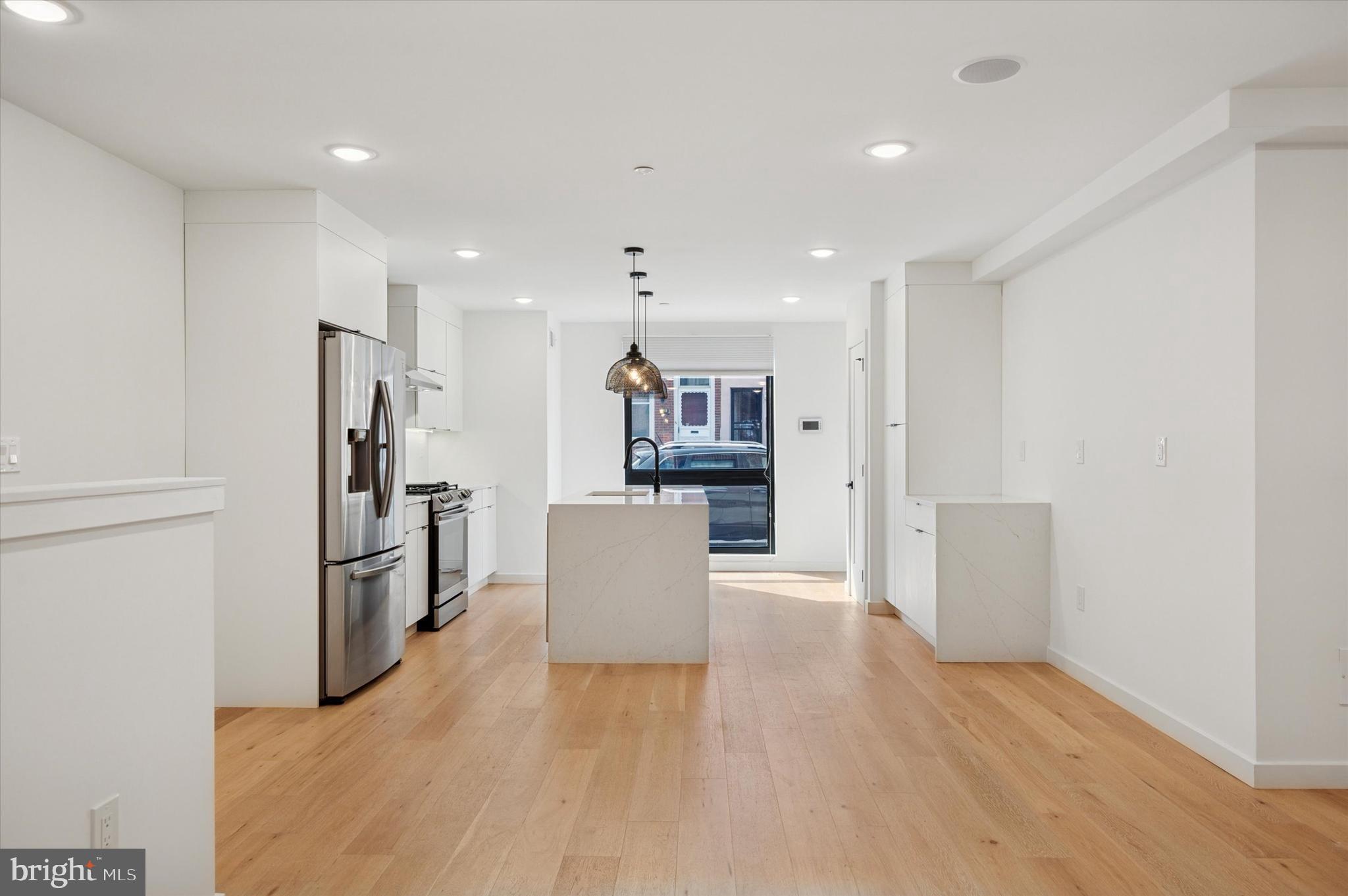 FRANCISVILLE - Residential