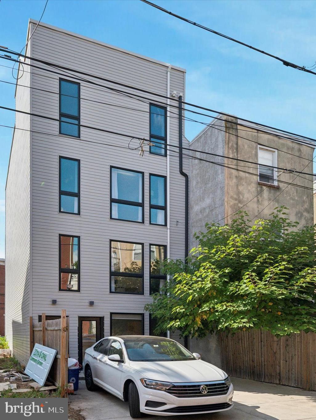 FRANCISVILLE - Residential