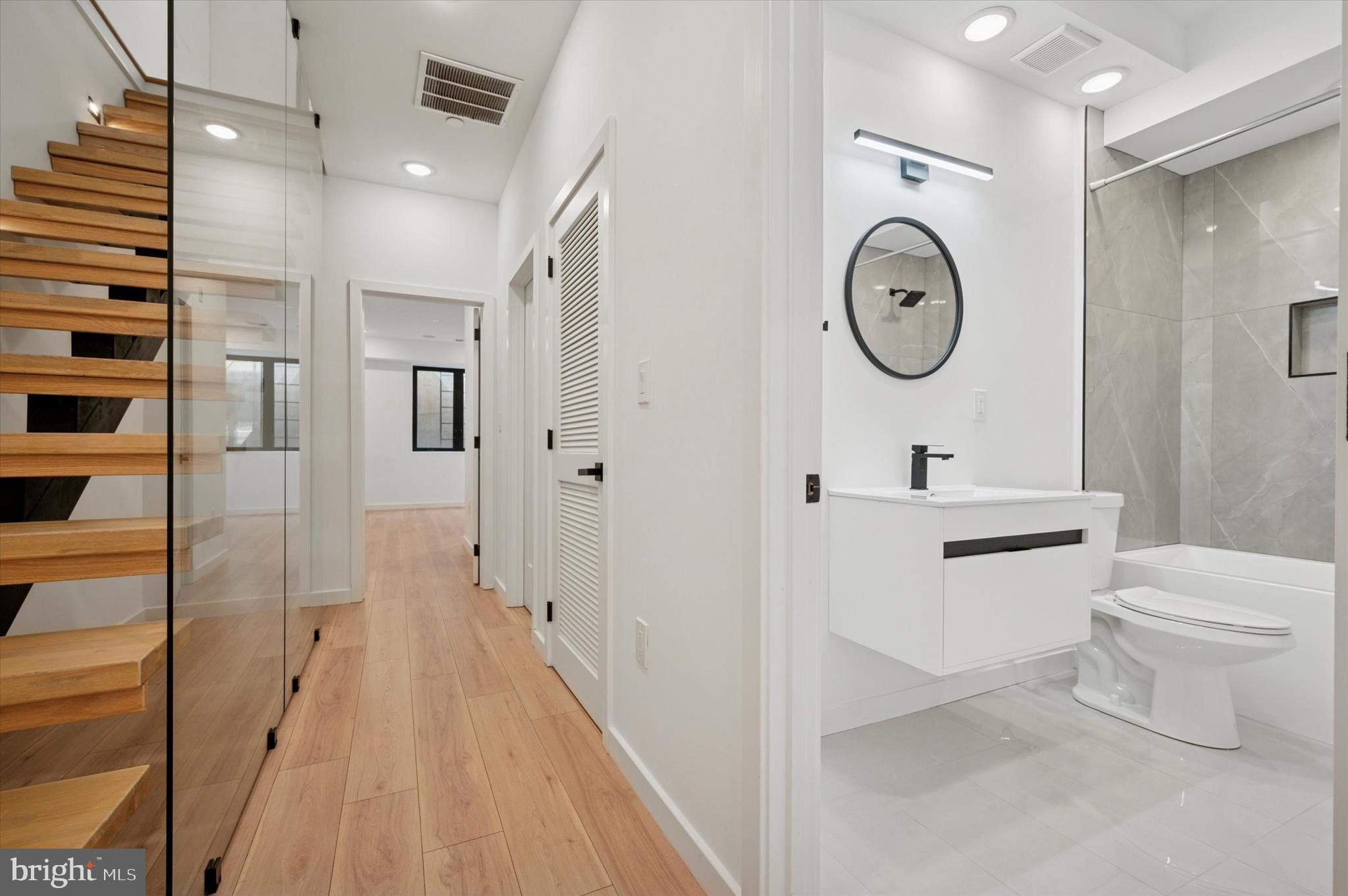 FRANCISVILLE - Residential