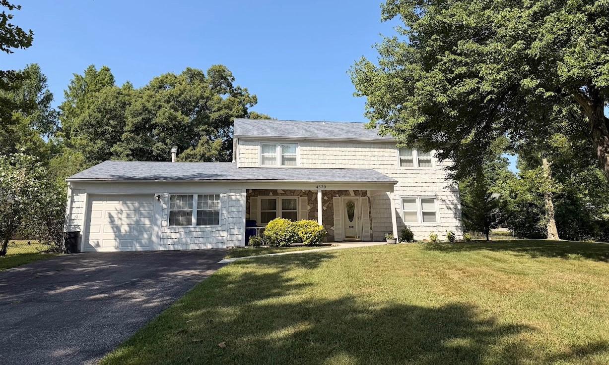 4520 OAKLYN LANE