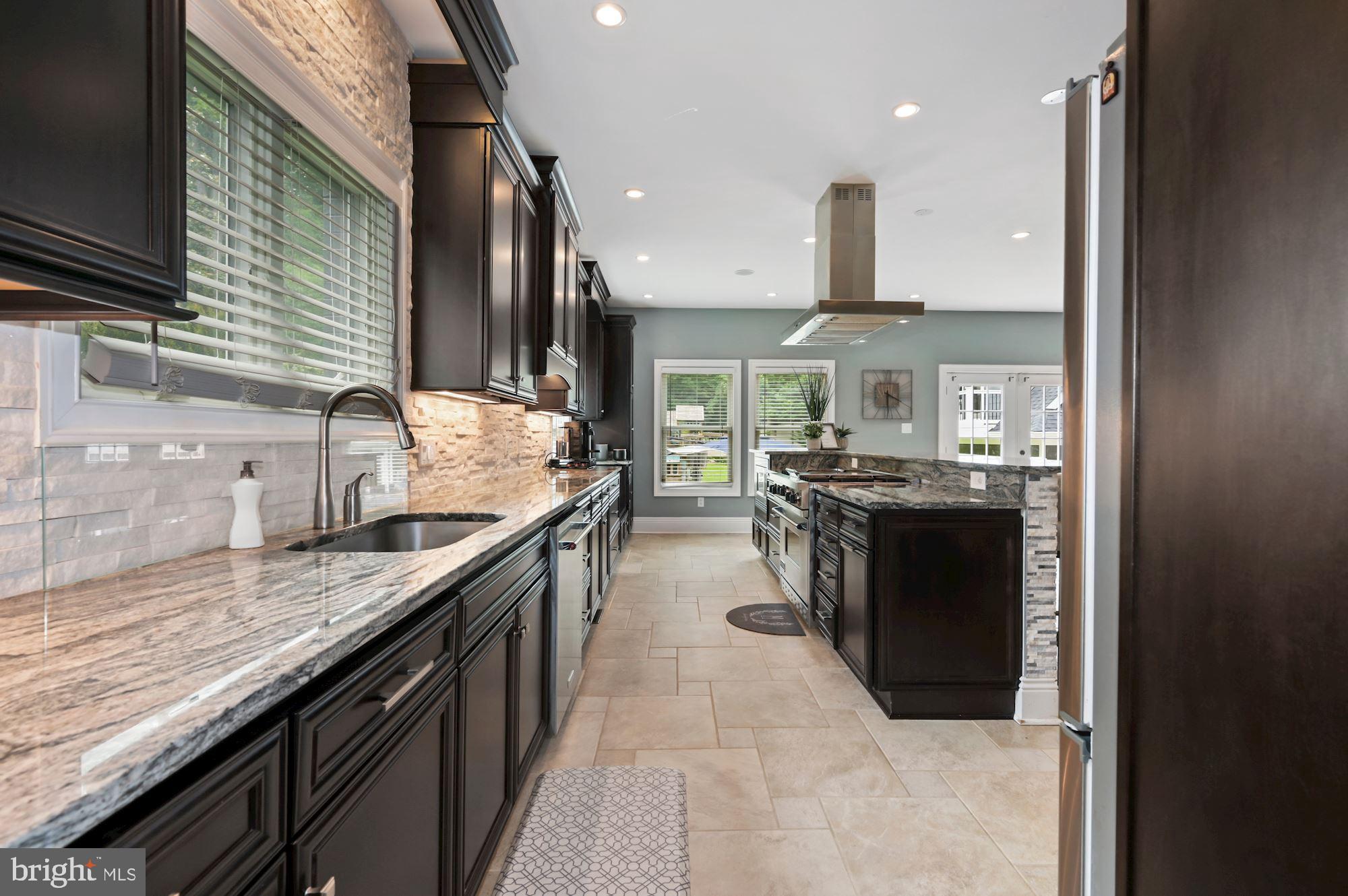 BRADLEY WOODS - Residential Lease