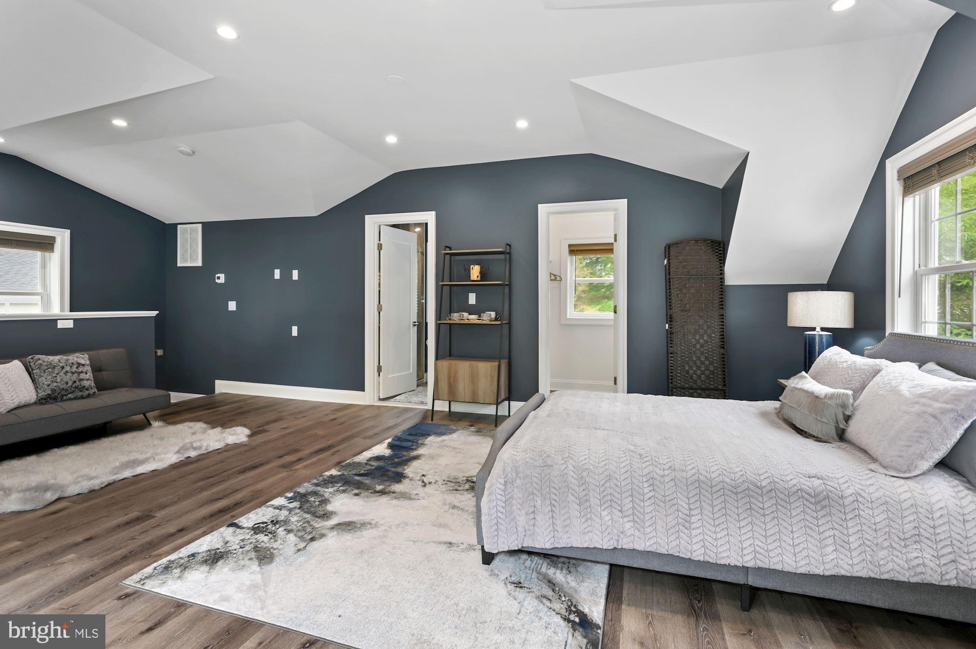 BRADLEY WOODS - Residential Lease