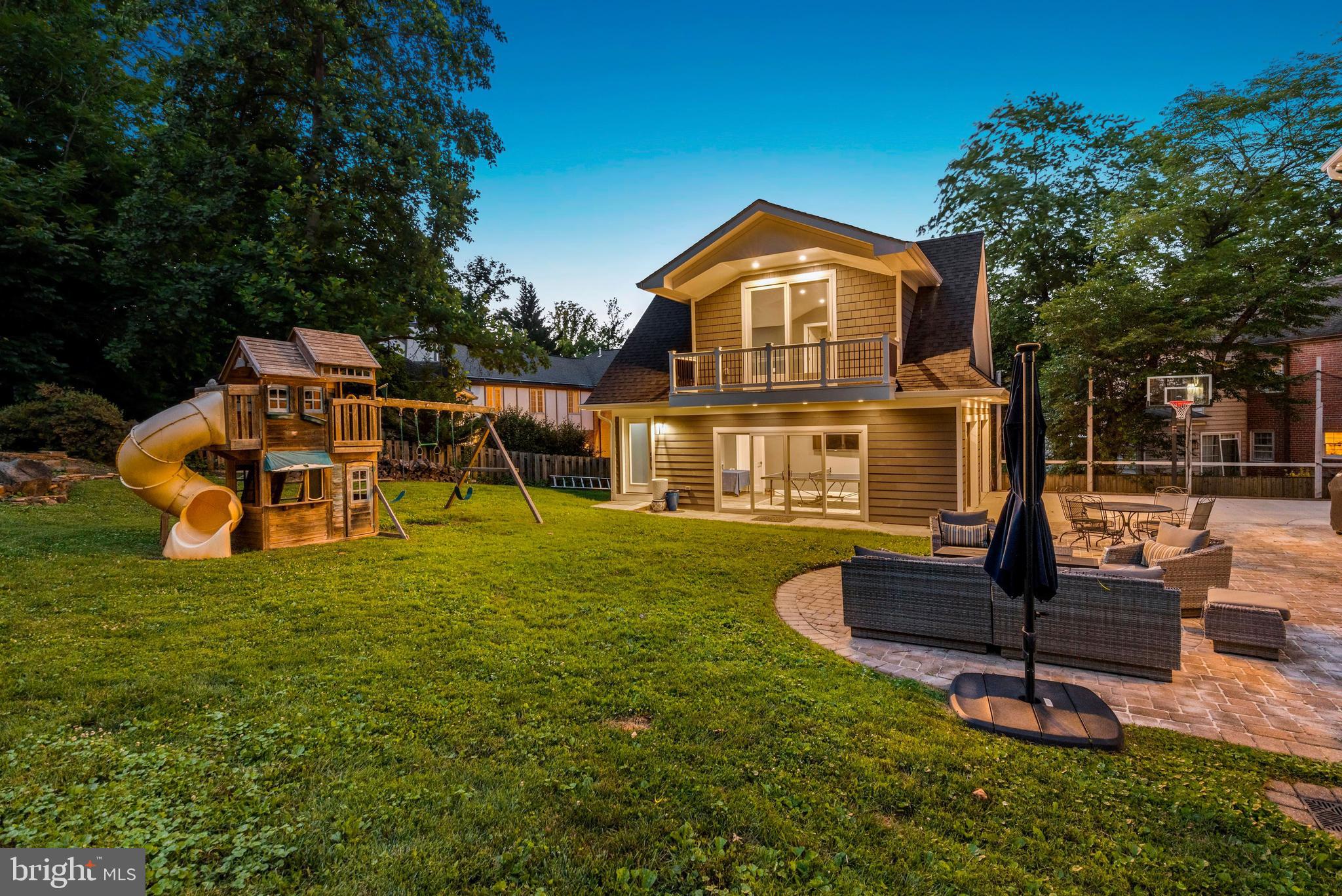 BRADLEY WOODS - Residential Lease