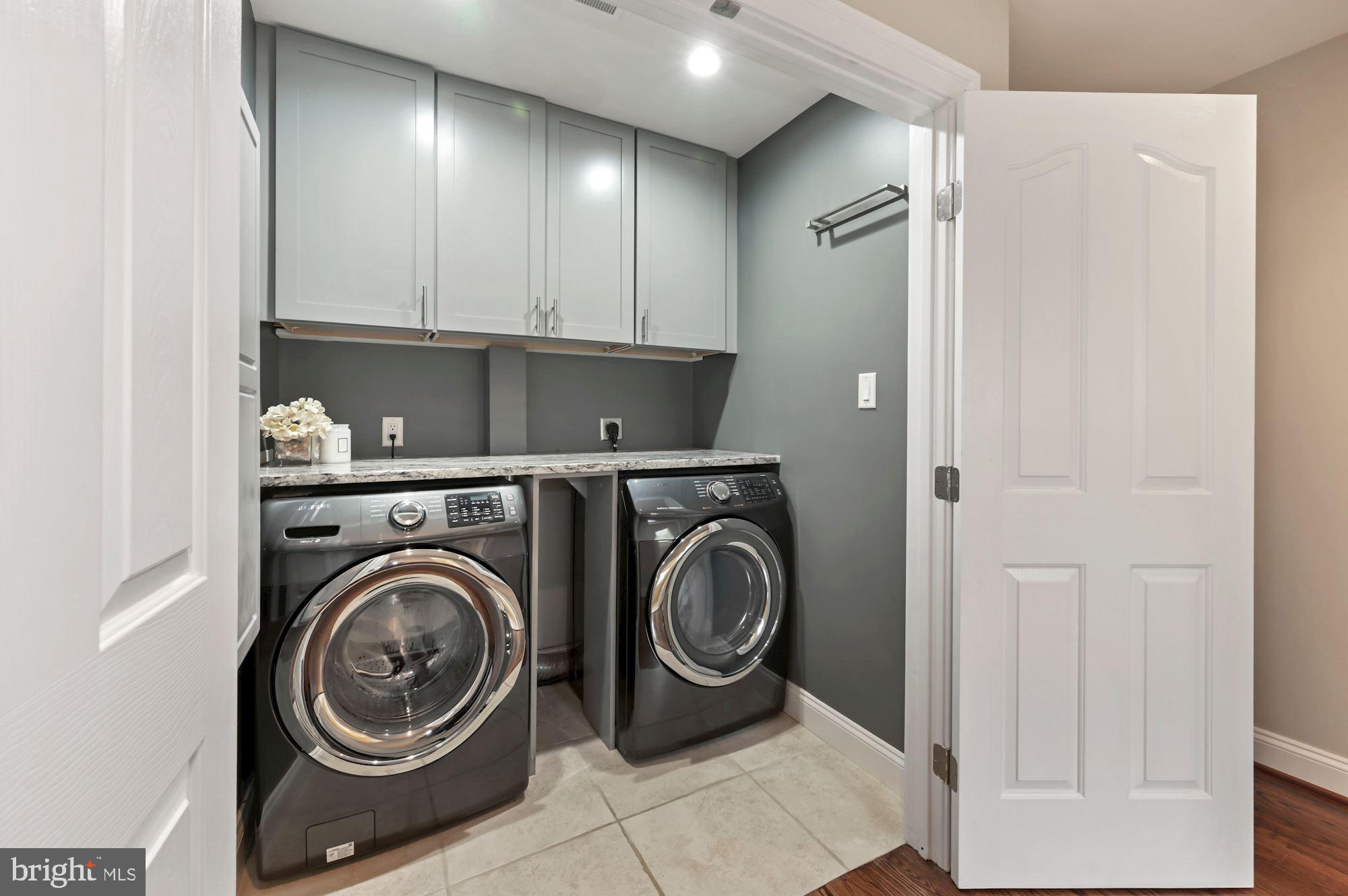 BRADLEY WOODS - Residential Lease