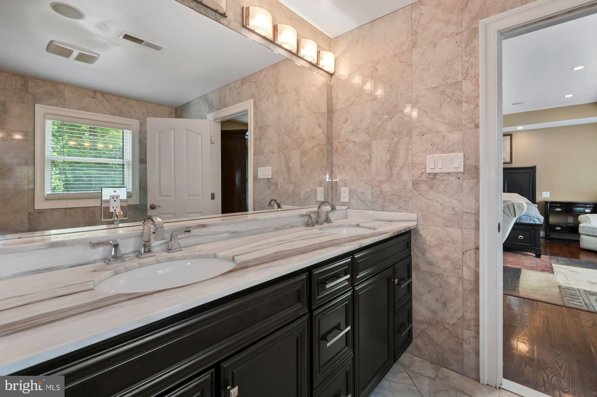 BRADLEY WOODS - Residential Lease