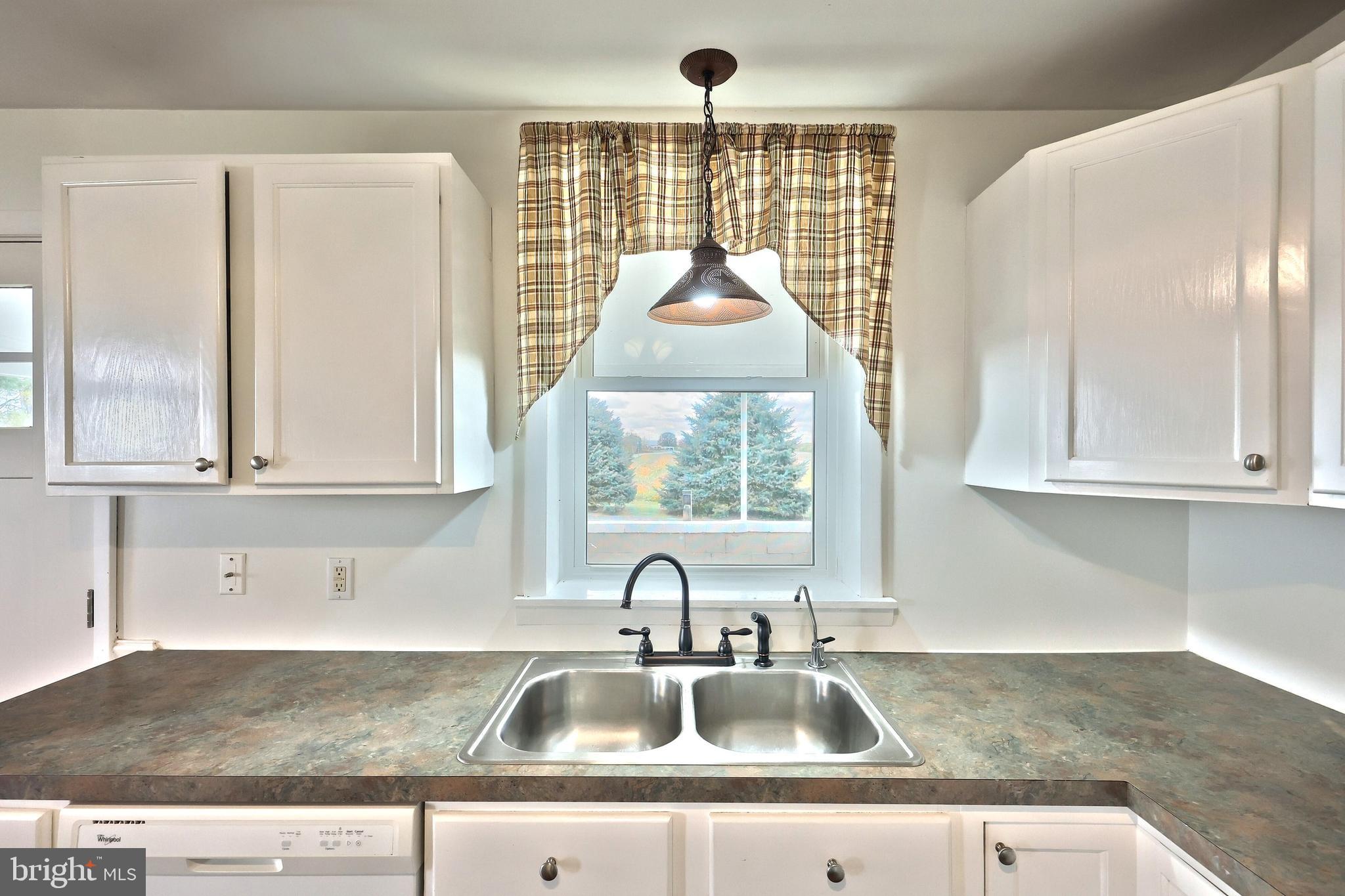 BROGUE - Residential