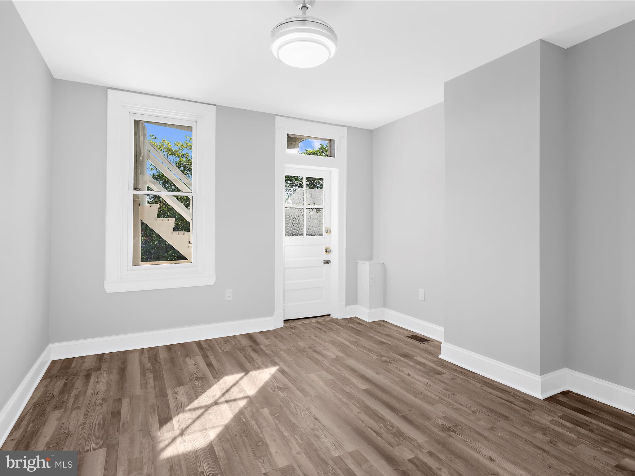 CHARLES VILLAGE - Residential
