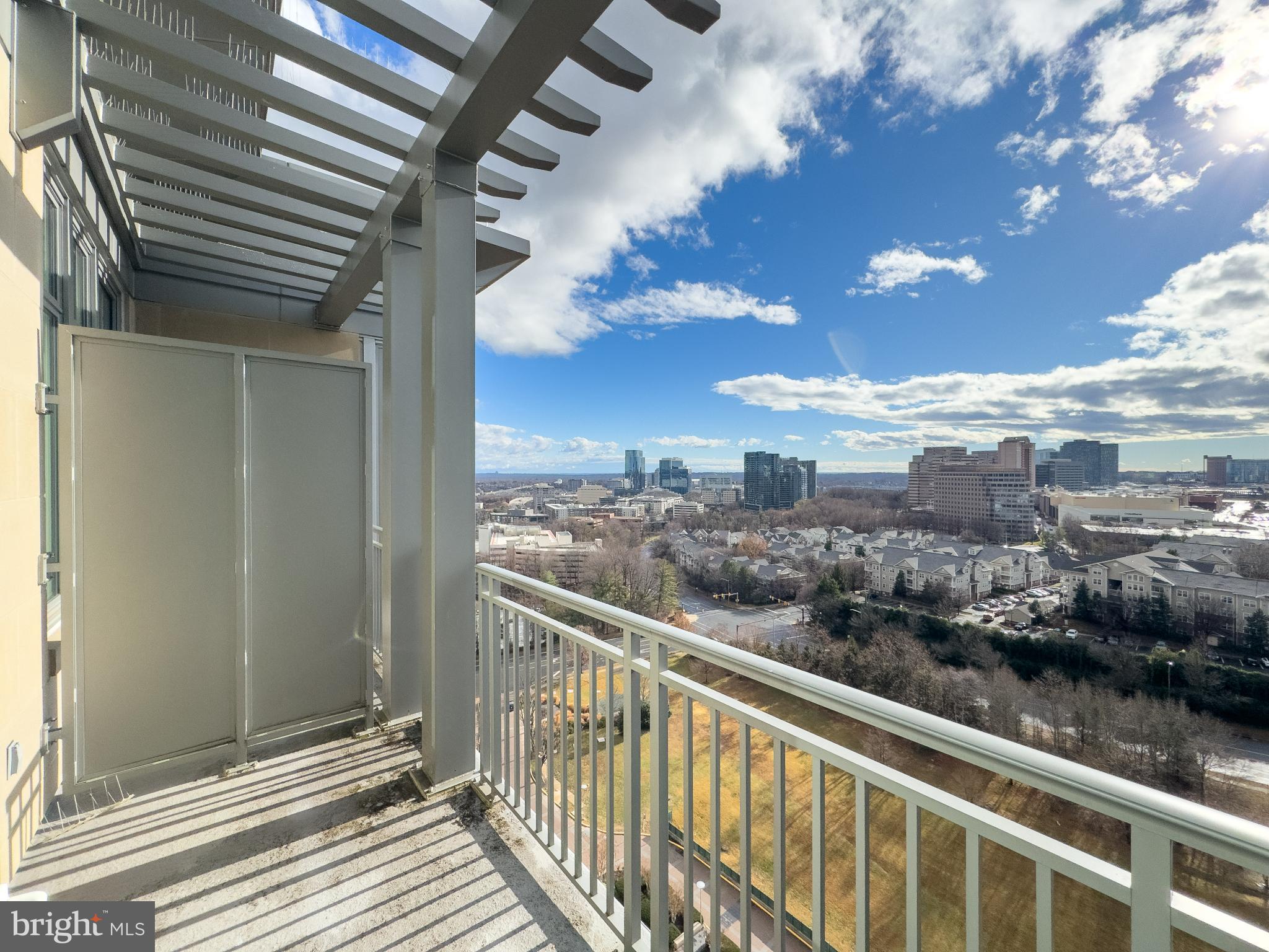 ONE PARK CREST - Residential Lease