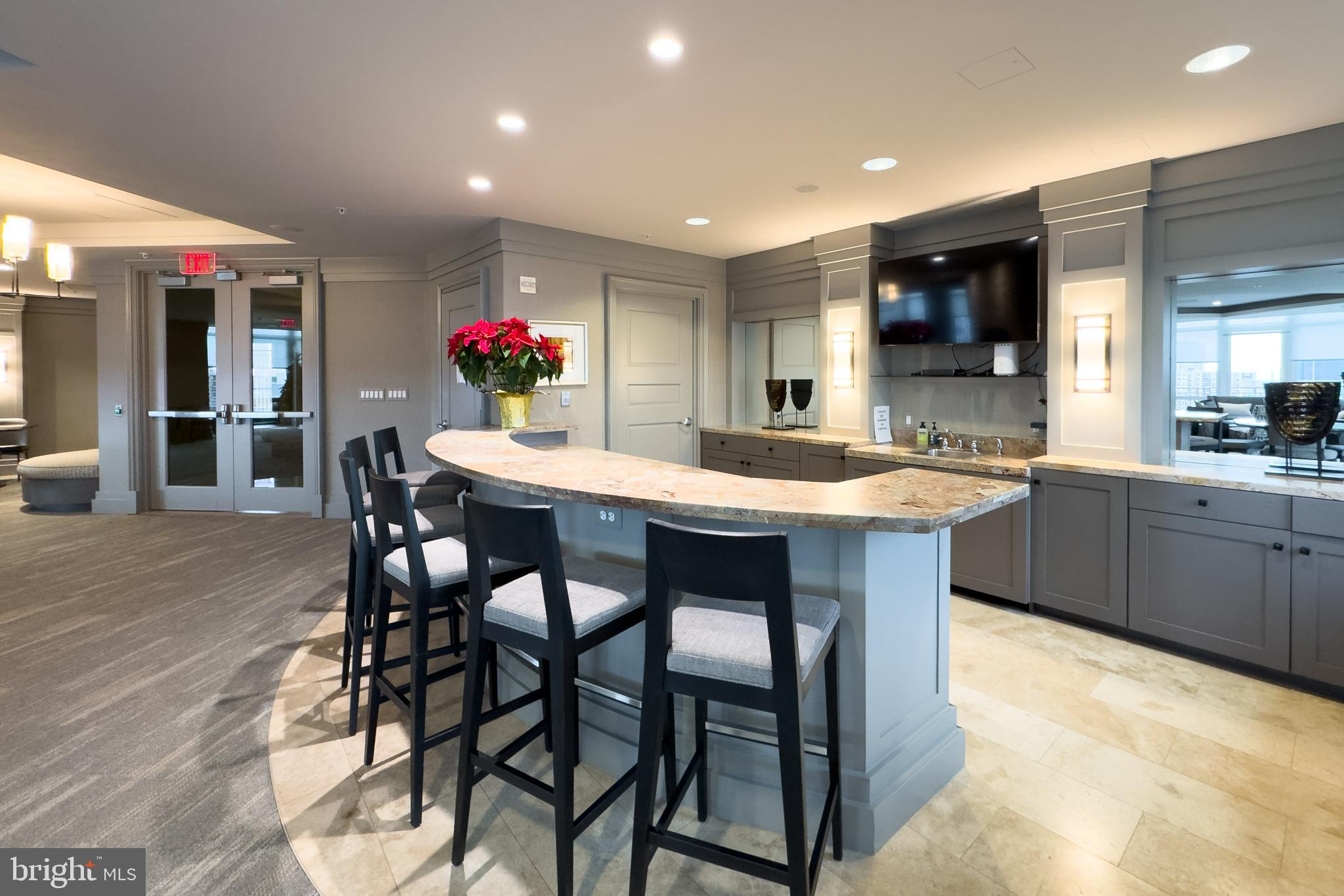 ONE PARK CREST - Residential Lease