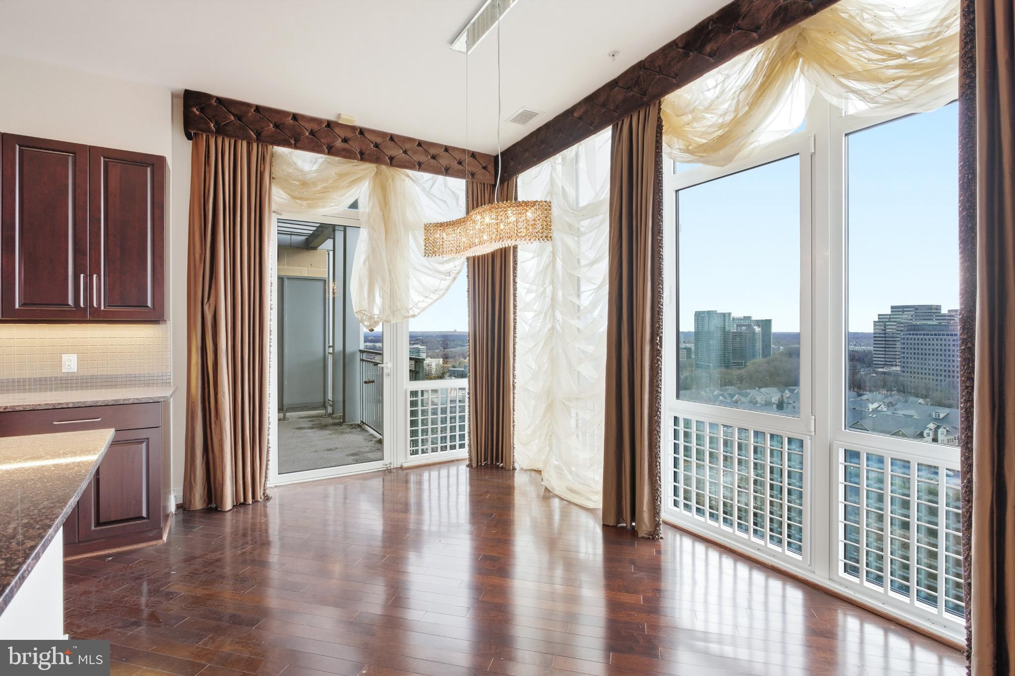 ONE PARK CREST - Residential Lease