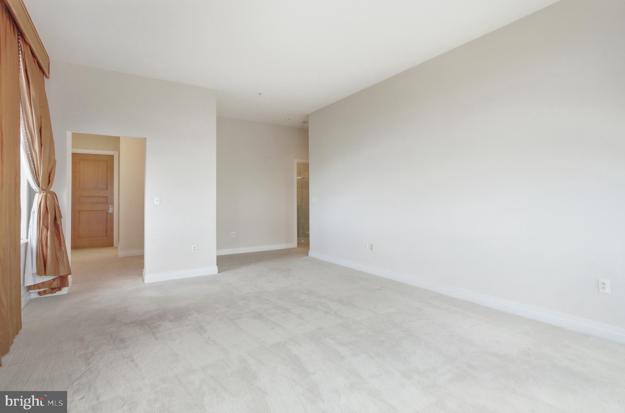 ONE PARK CREST - Residential Lease