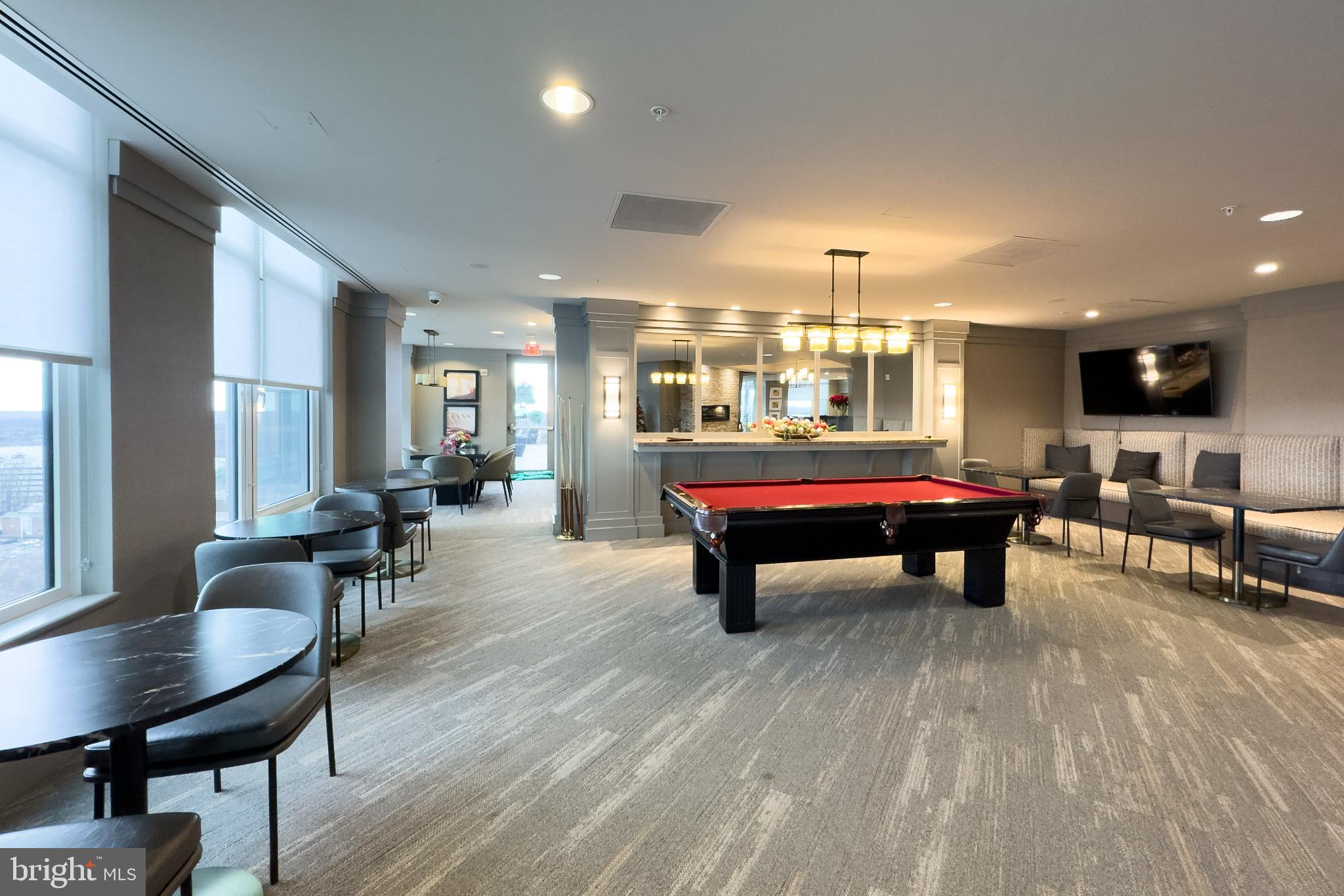 ONE PARK CREST - Residential Lease