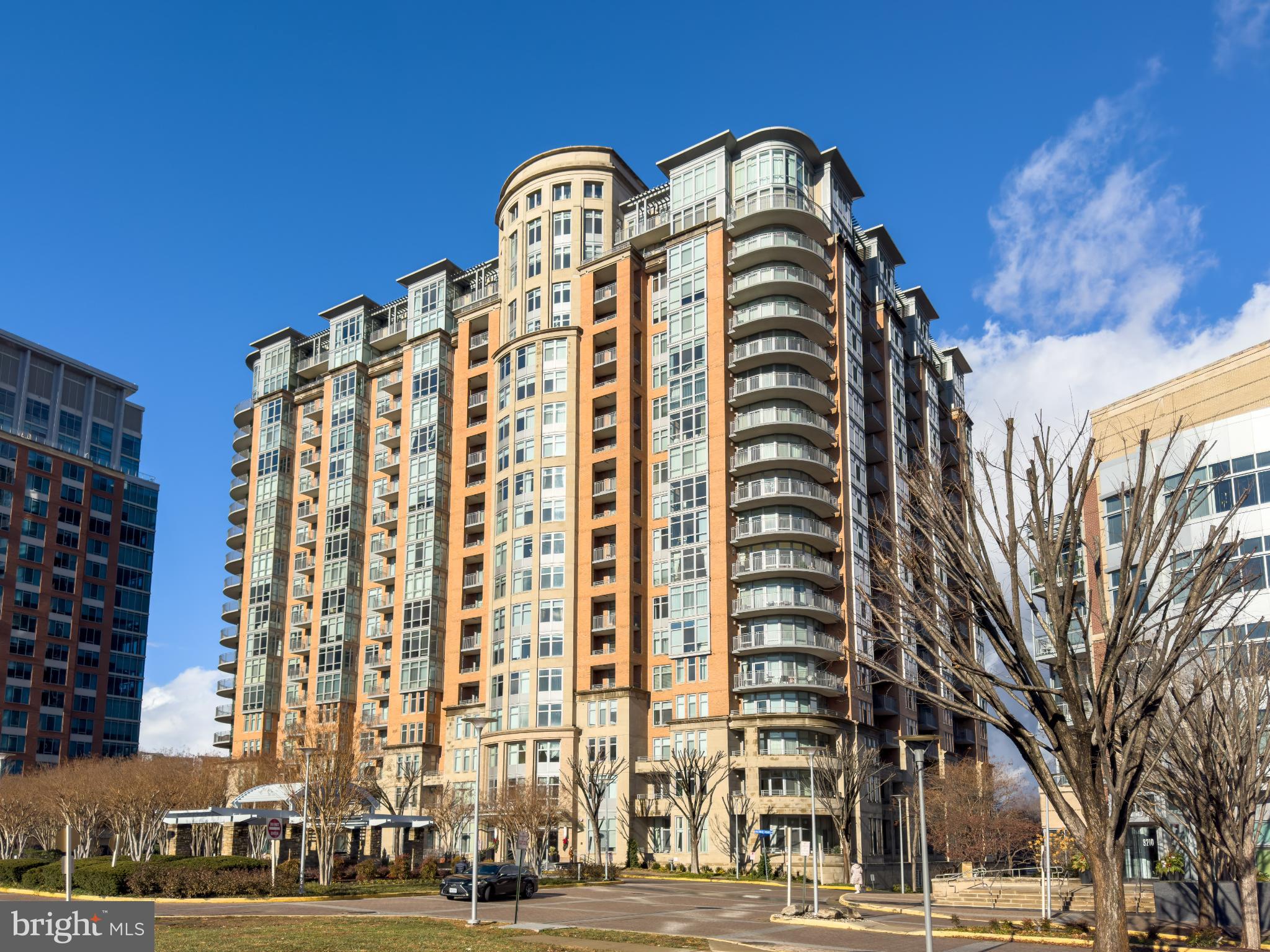 ONE PARK CREST - Residential Lease