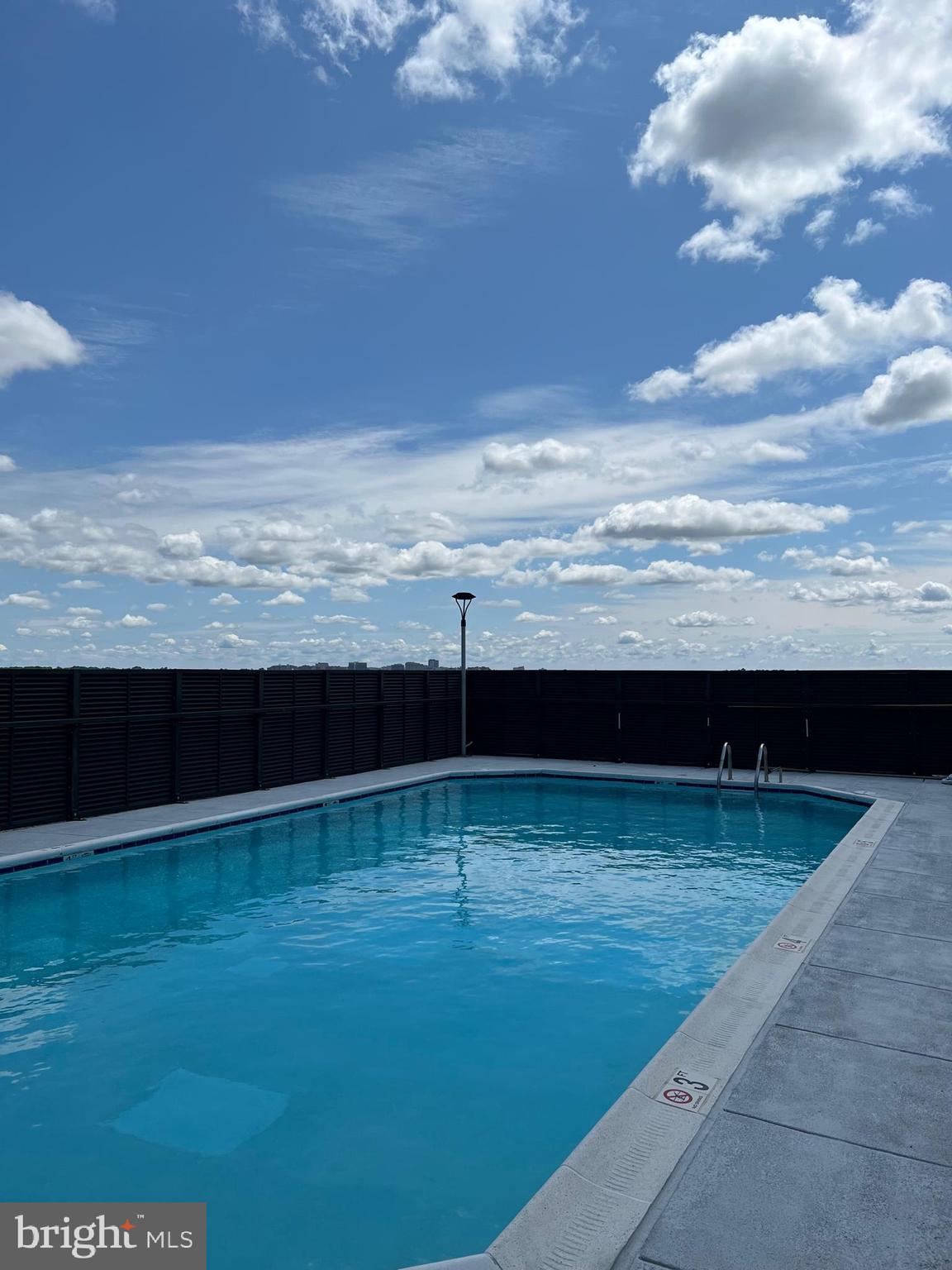 THE RIVIERA OF CHEVY CHASE - Residential