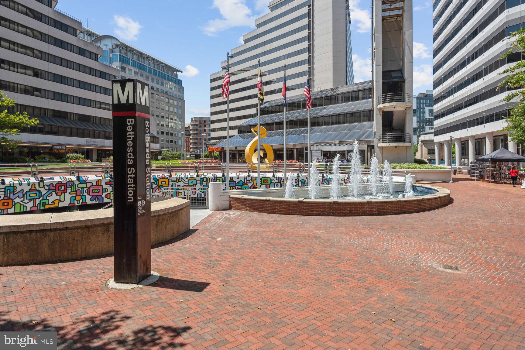 THE RIVIERA OF CHEVY CHASE - Residential